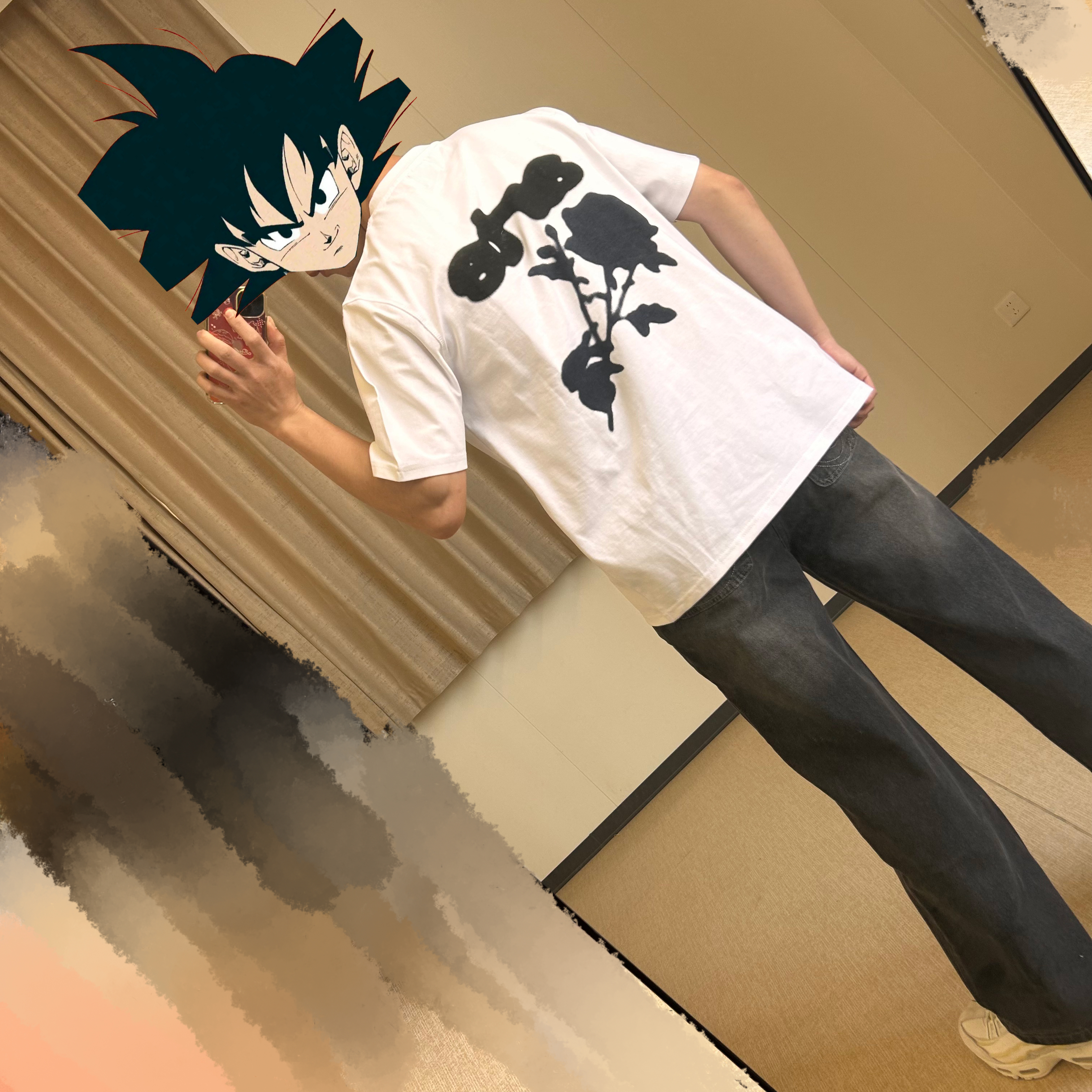 Arte Blur Flower T-shirt - Image 5