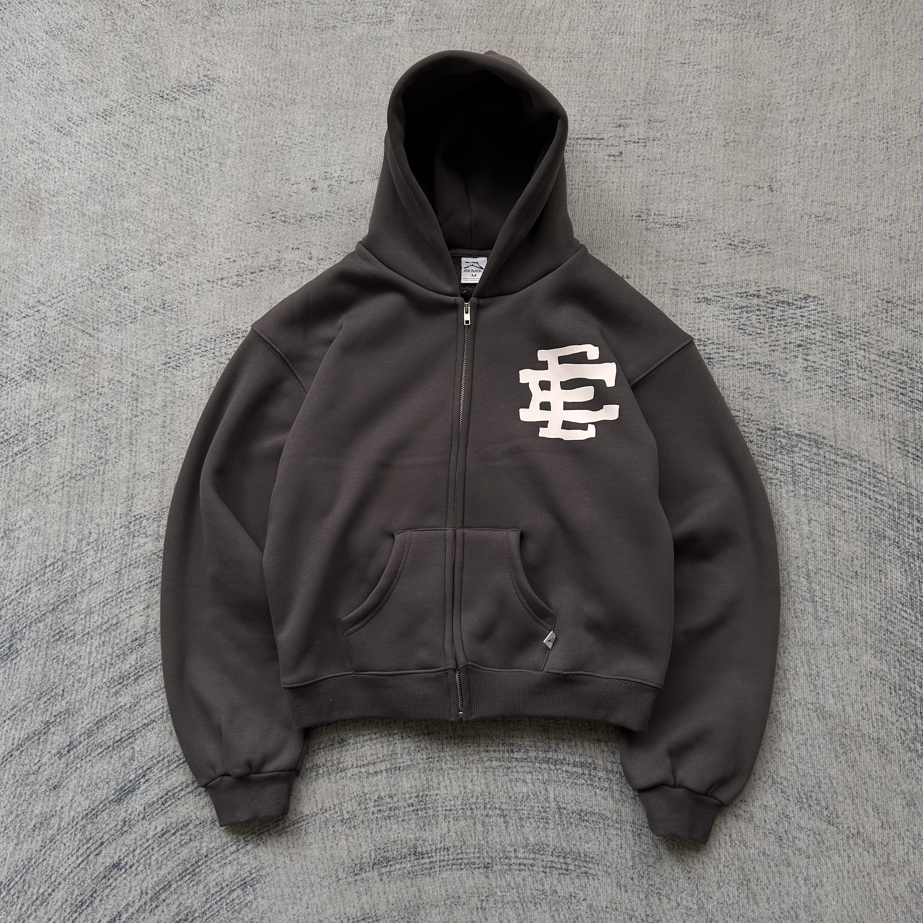 EE x Akimbo ZIP-UP