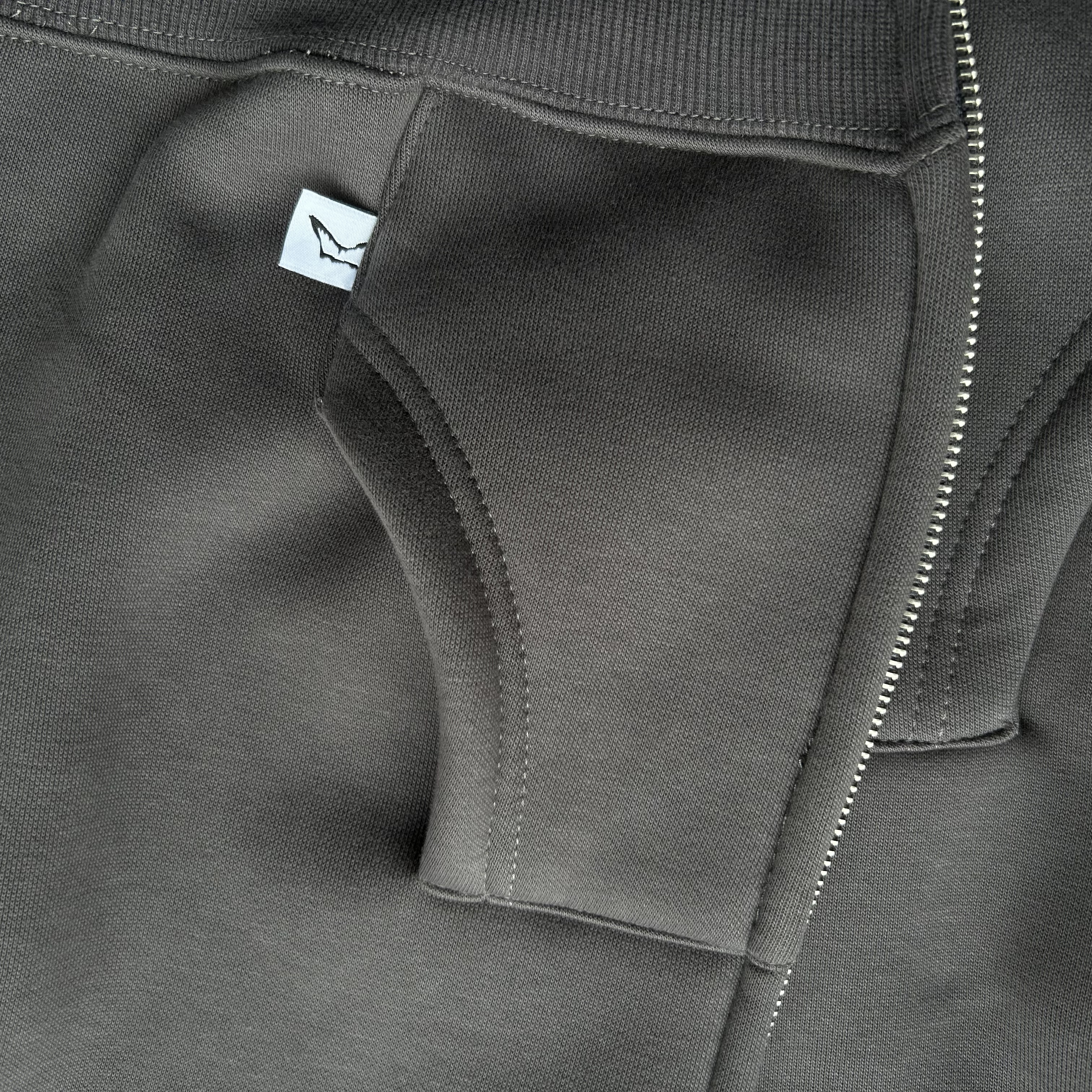 EE x Akimbo ZIP-UP - Image 11