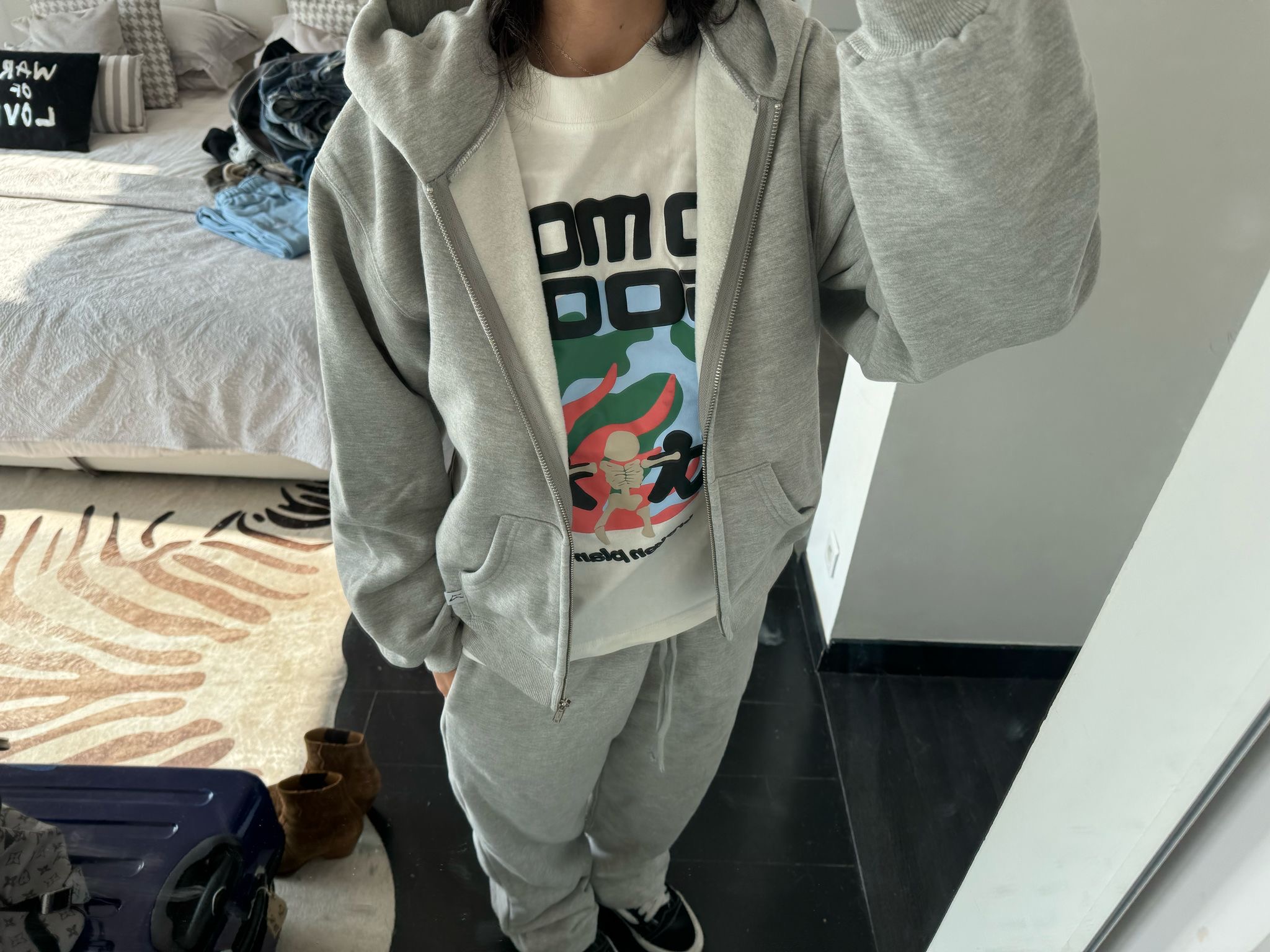 Akimbo Blank Grey Tracksuit (Together) - Image 3