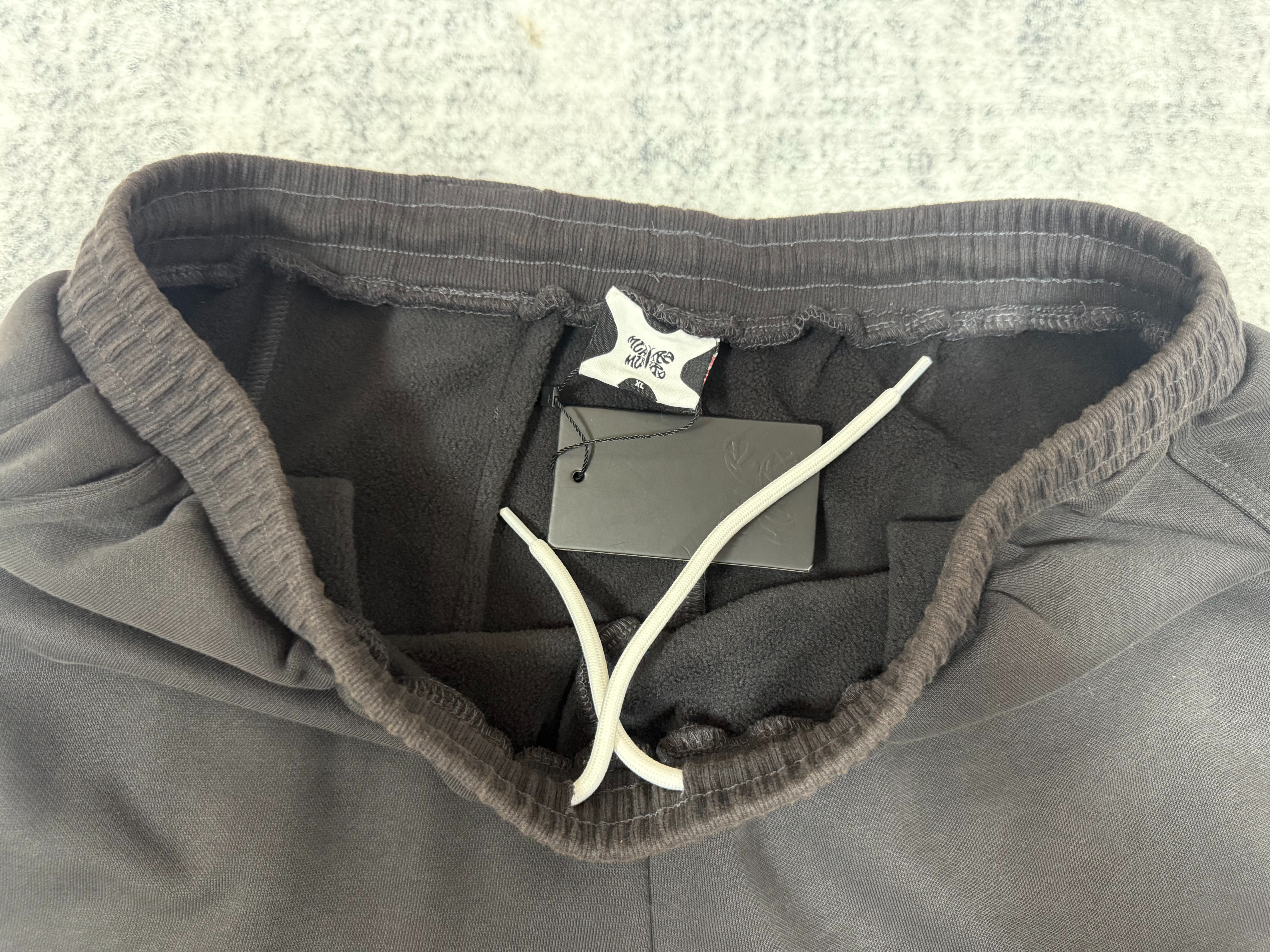 mertra black tracksuit - Image 9
