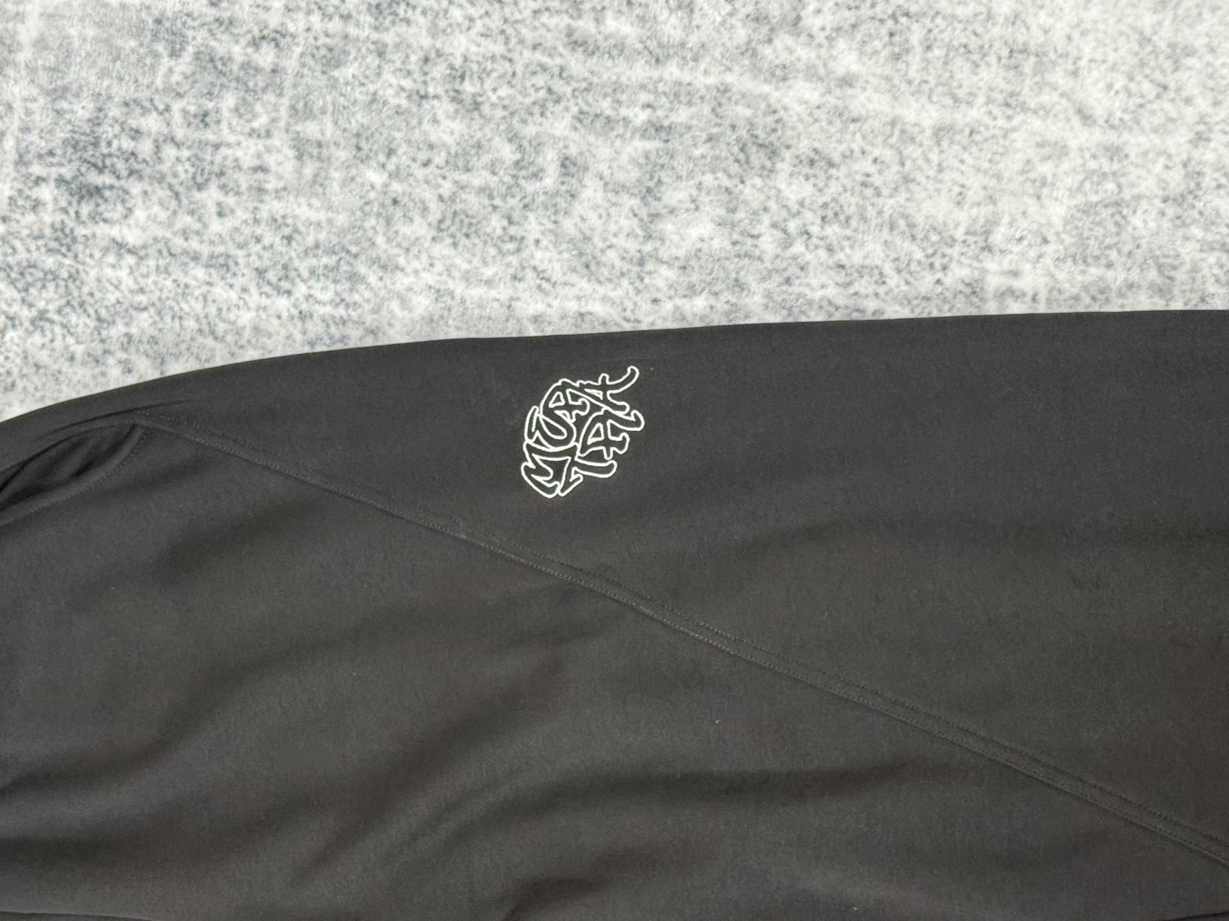 mertra black tracksuit - Image 13