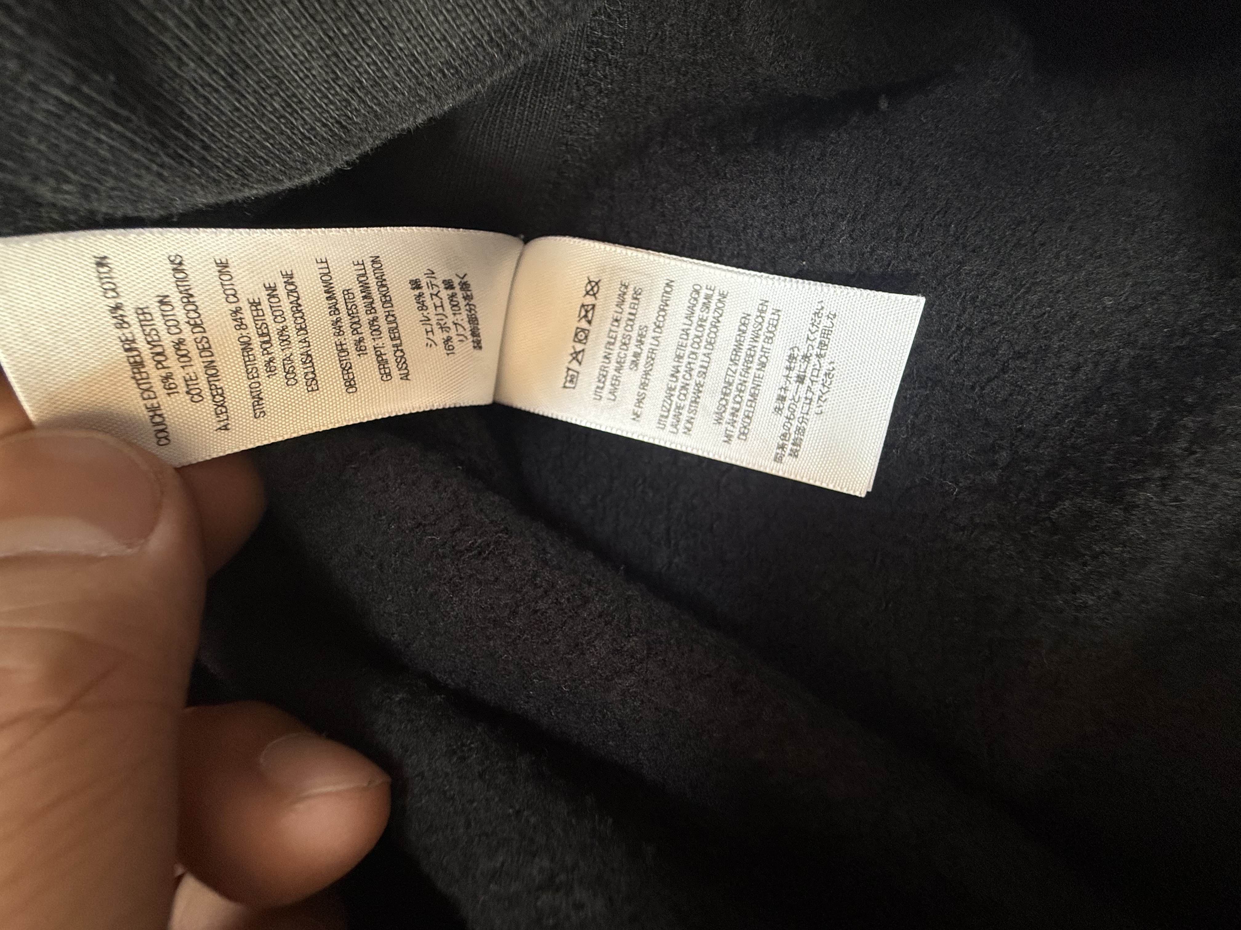 sup boxlogo white black and navy blue - Image 5