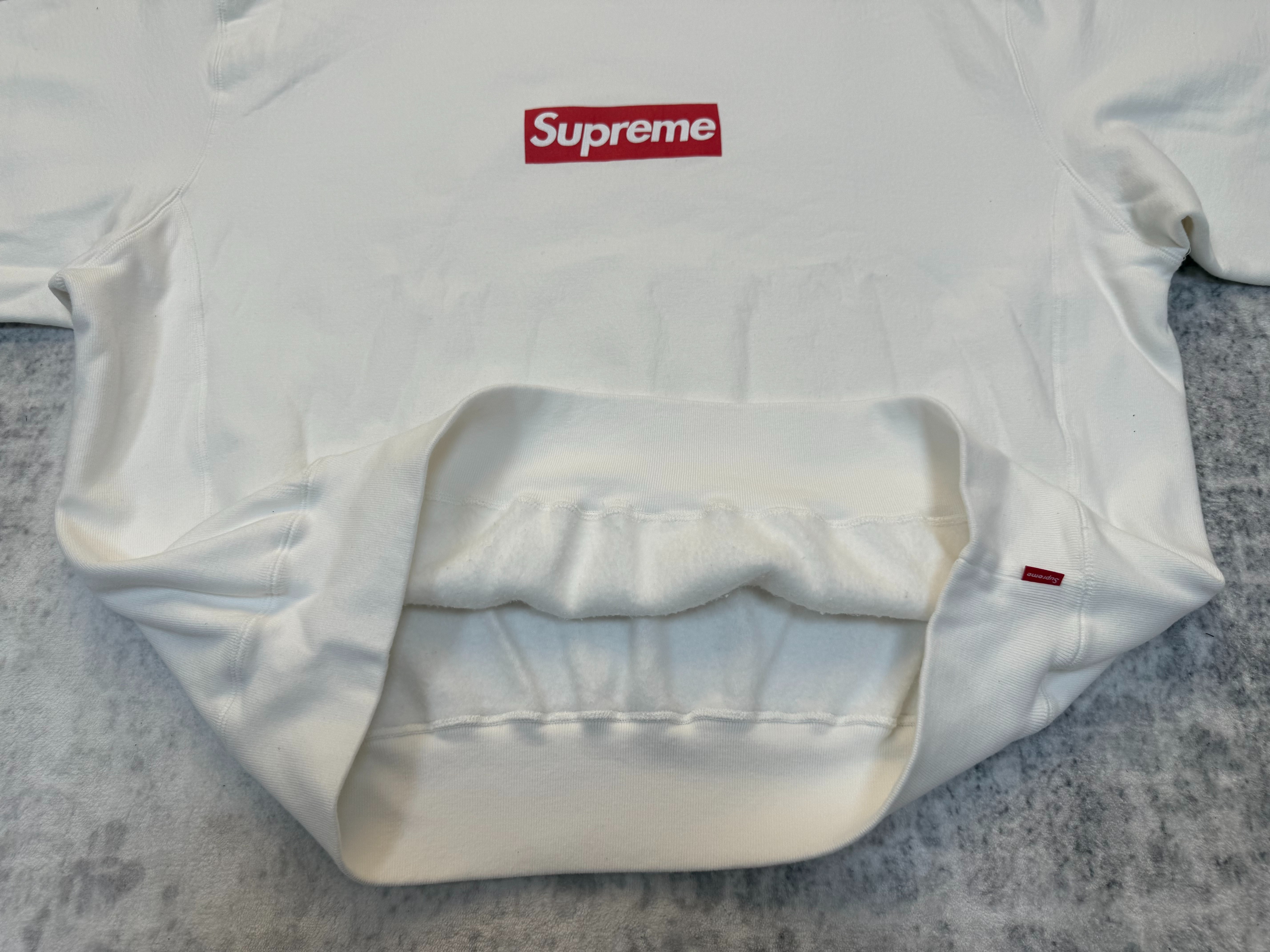 sup boxlogo white black and navy blue - Image 20