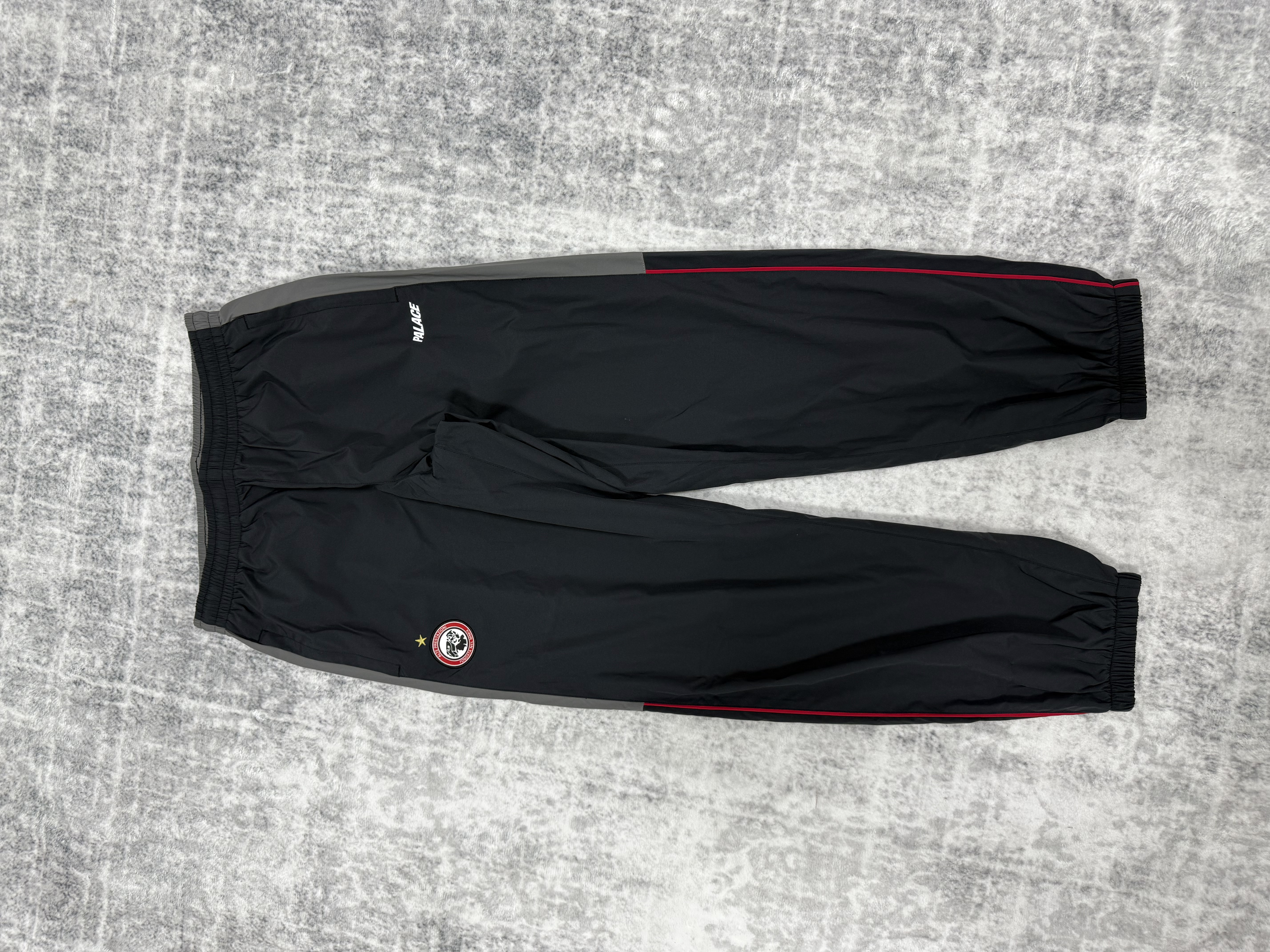p 6806 tracksuit - Image 3