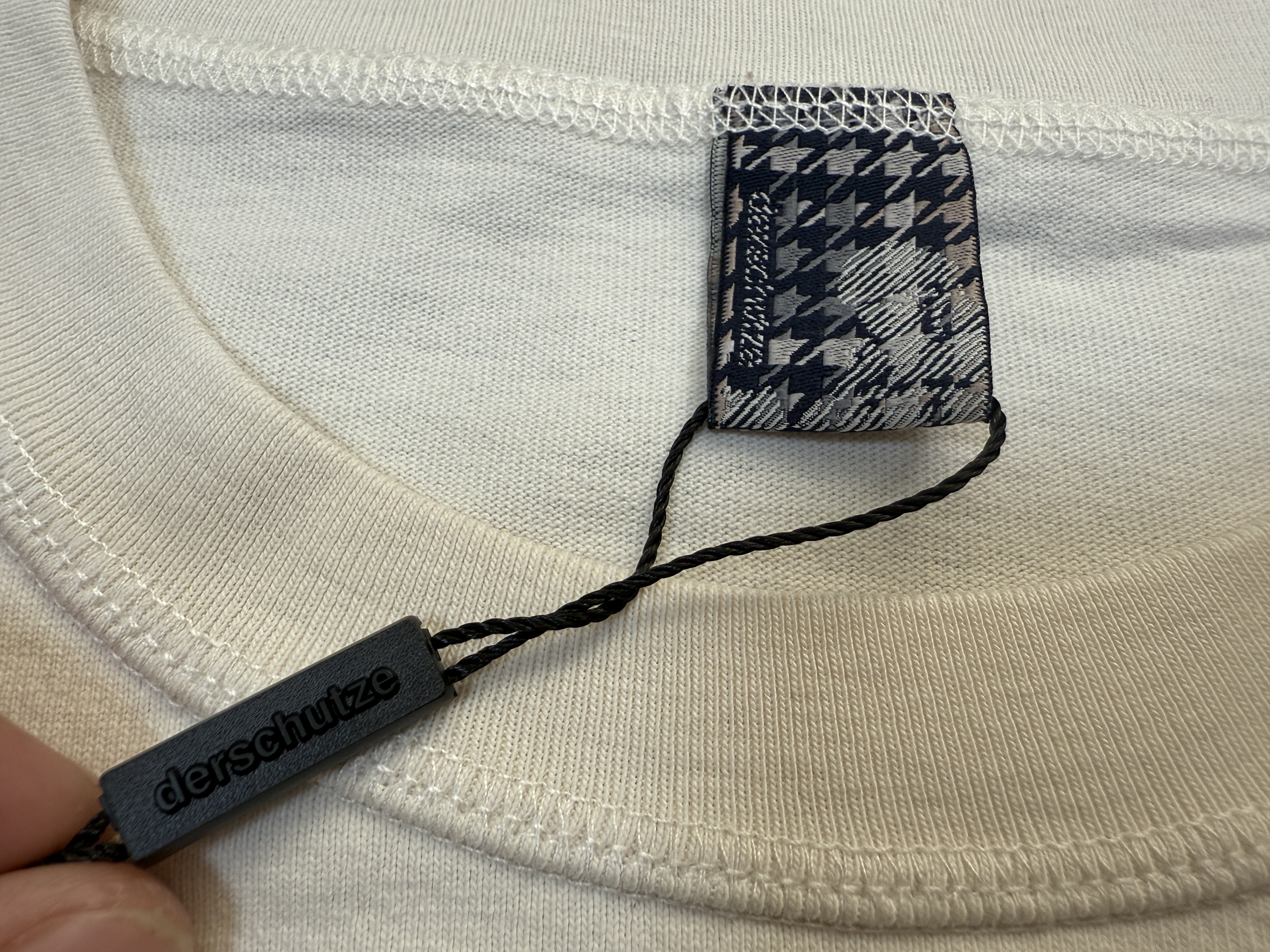 Der shirt - Image 8