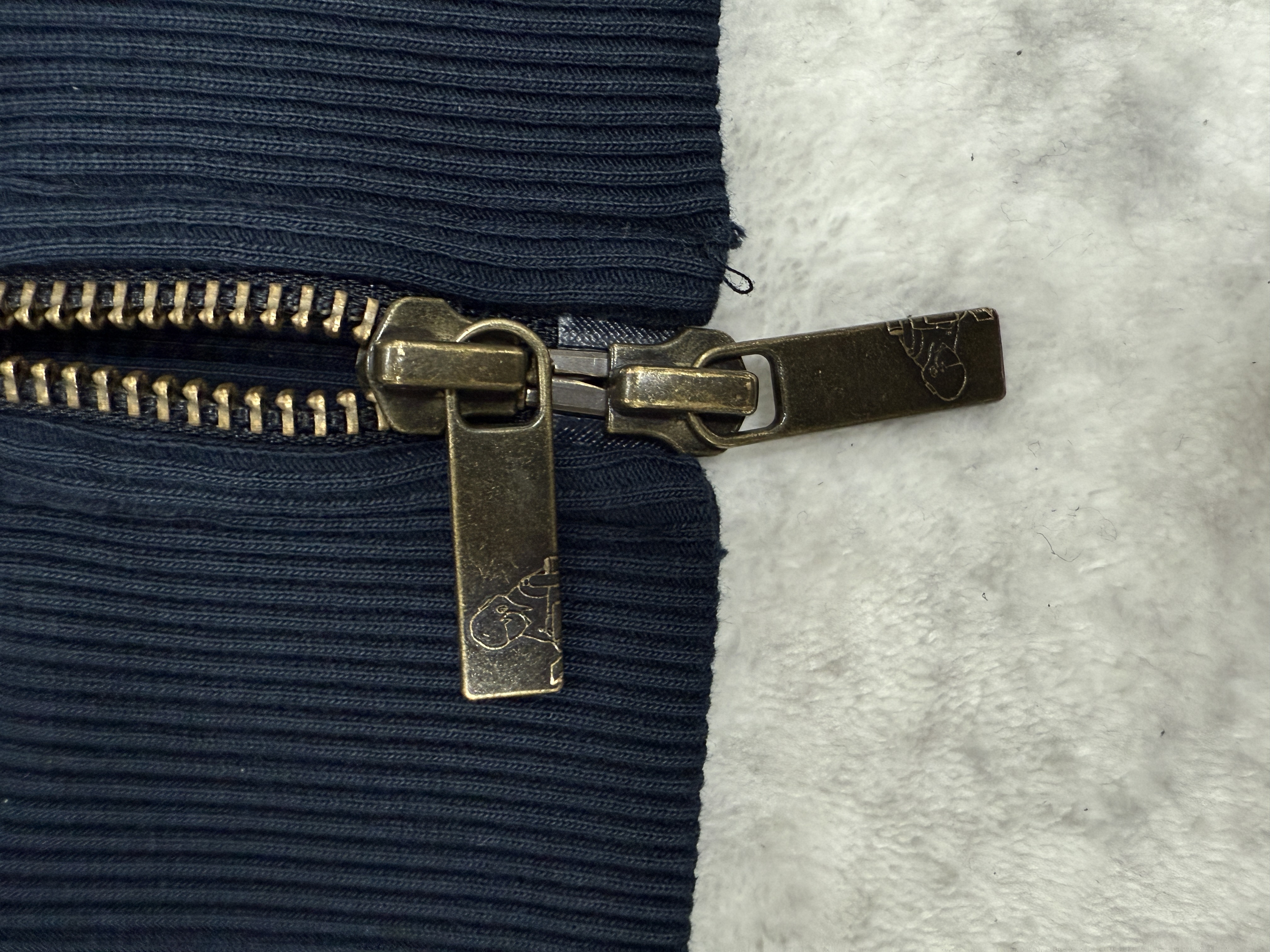der blue jacket - Image 7