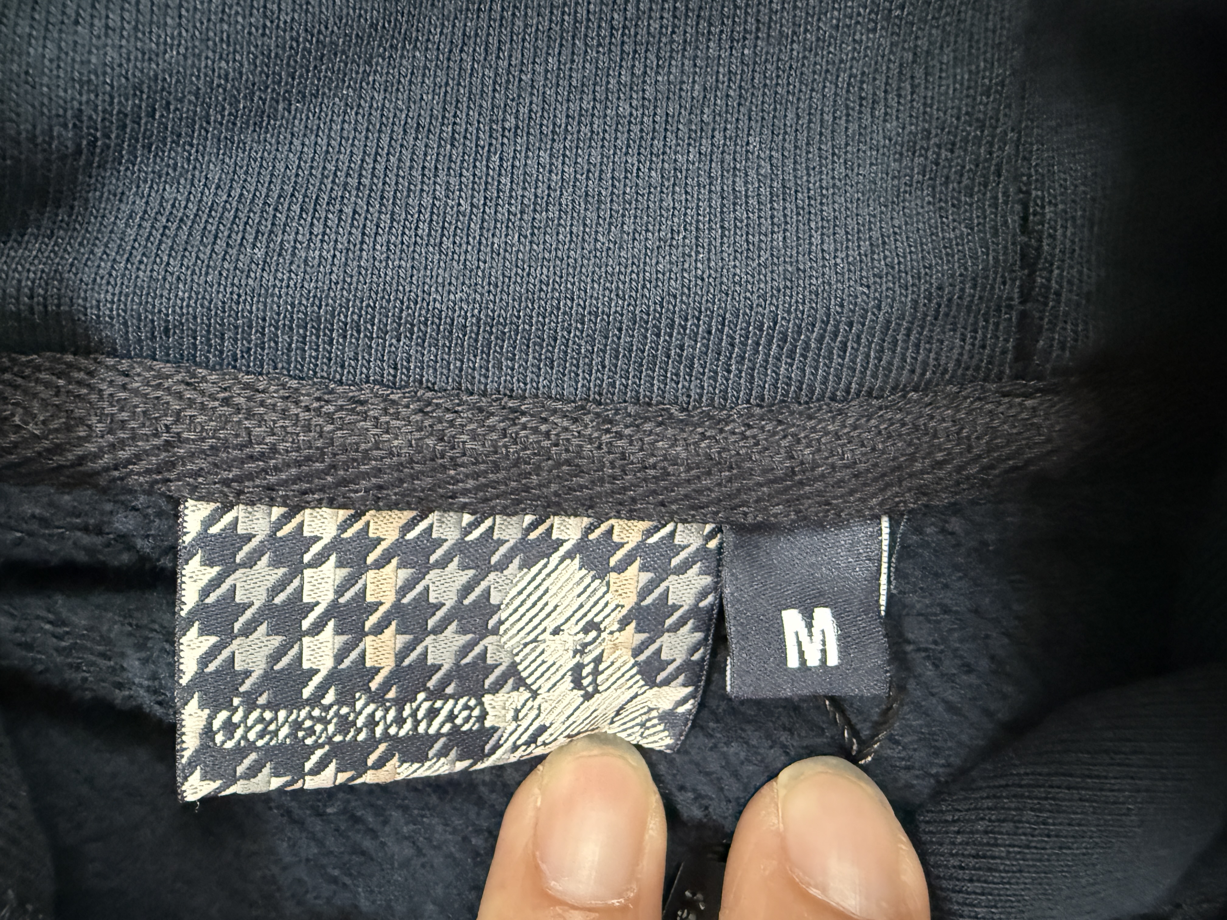 der blue jacket - Image 10