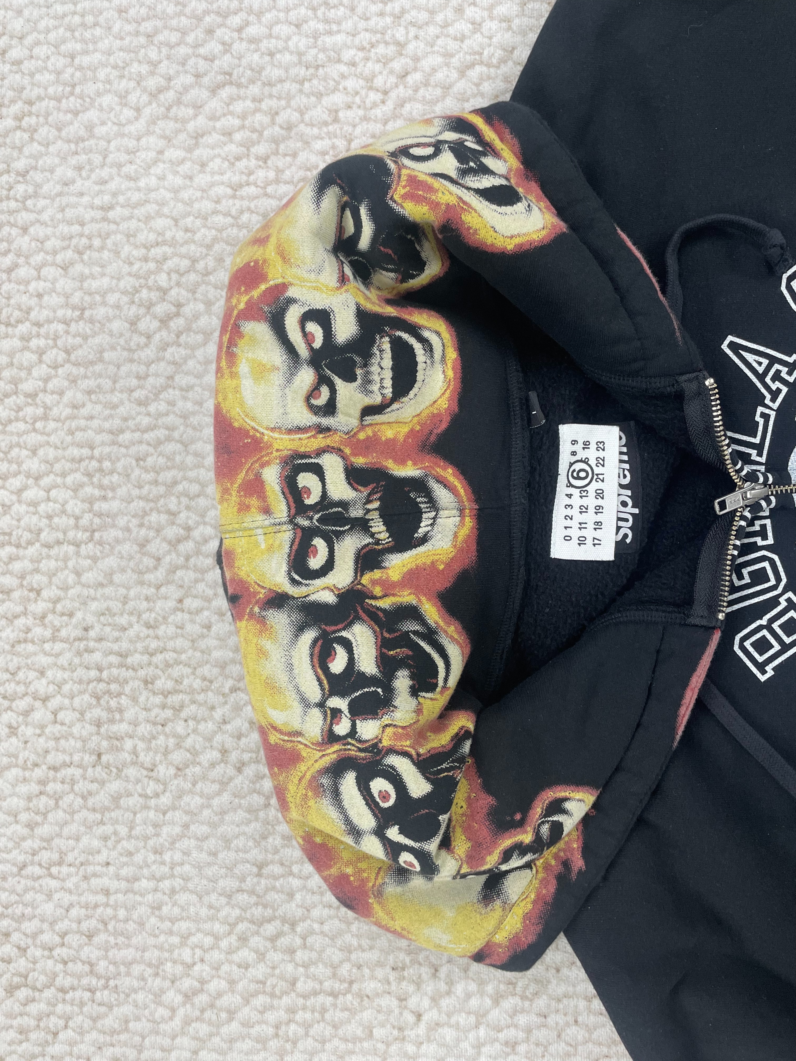 sup mm6 hoodie - Image 12