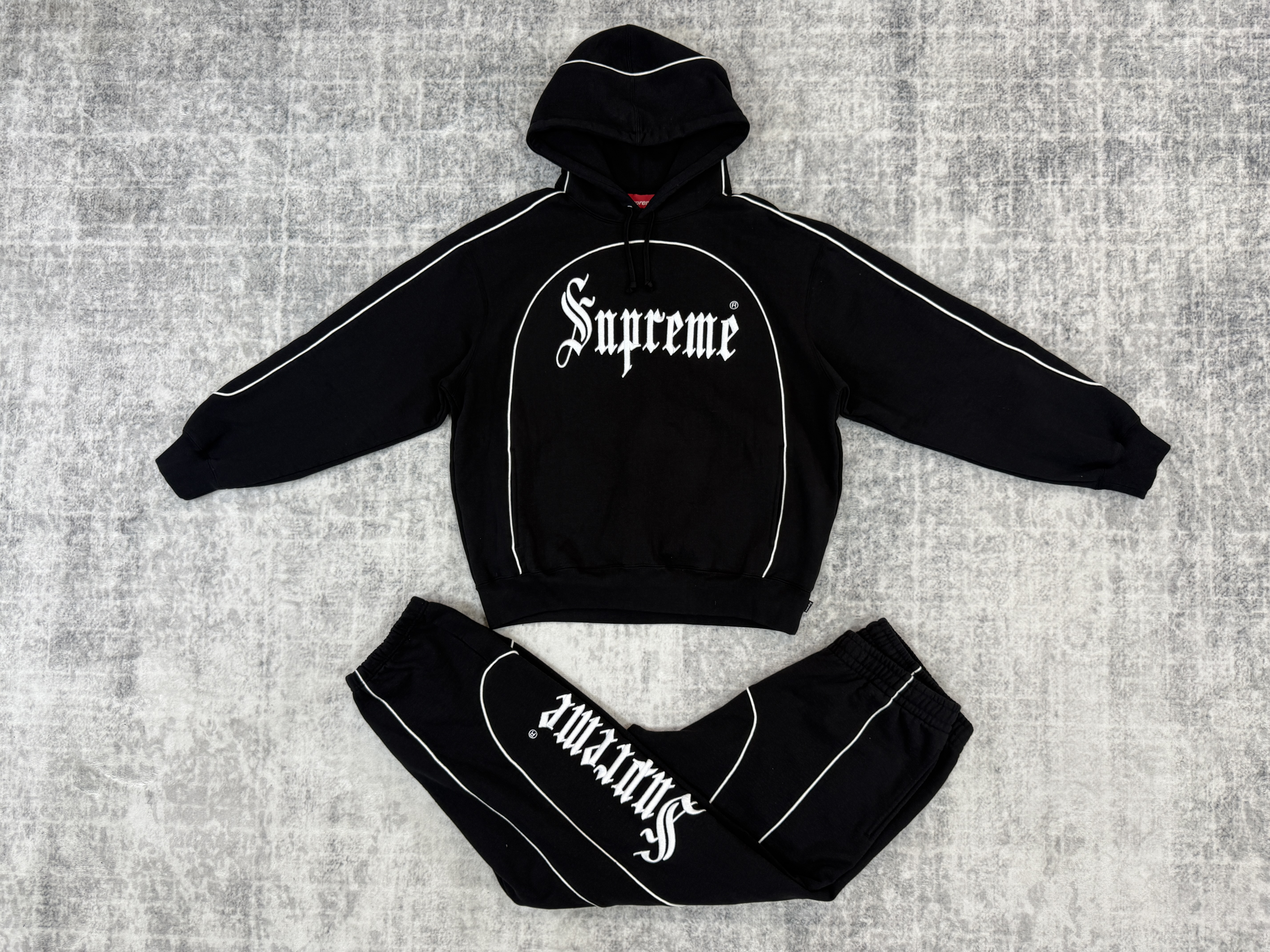 sup font tracksuit