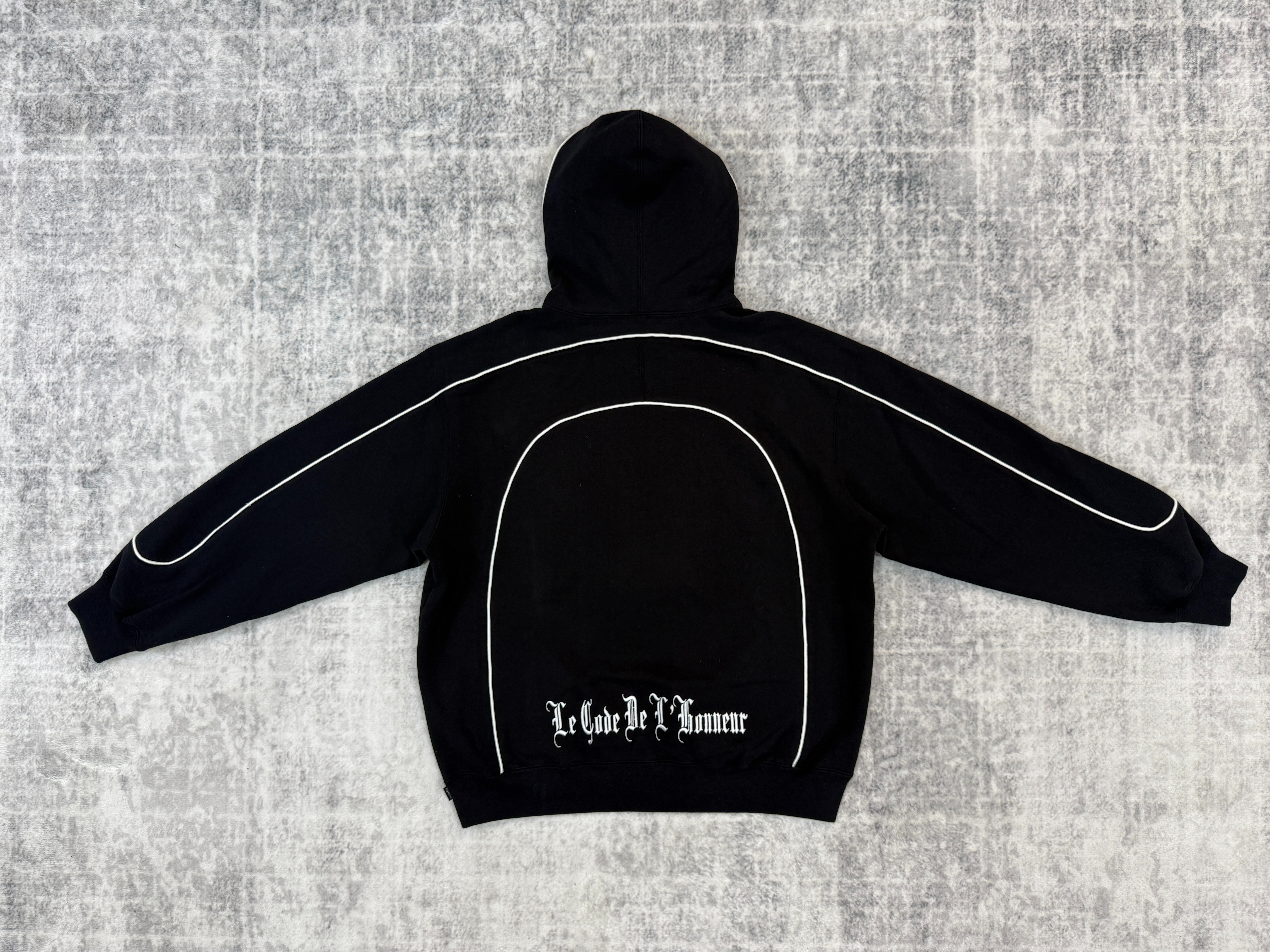 sup font tracksuit - Image 5