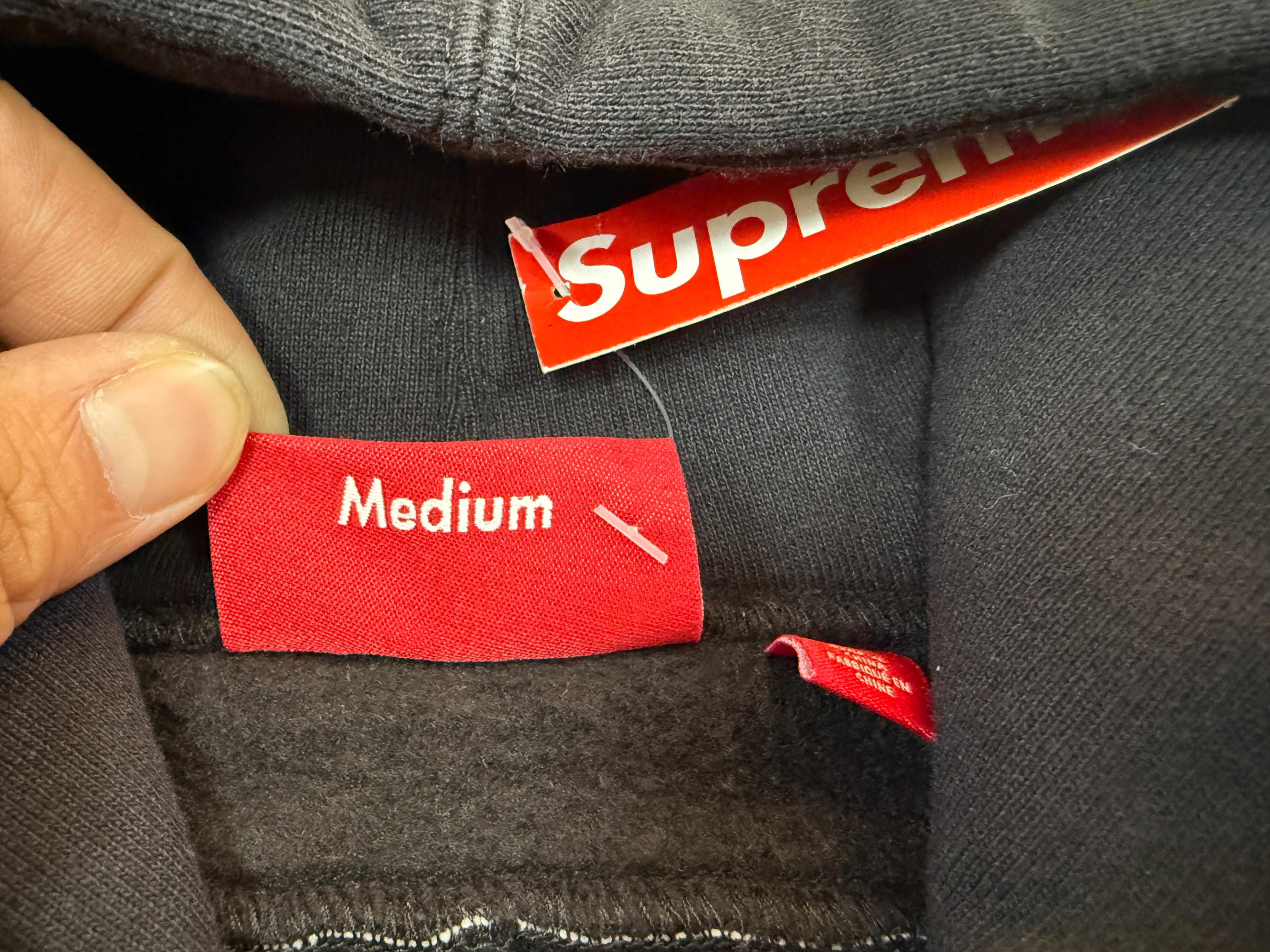 sup font tracksuit - Image 21