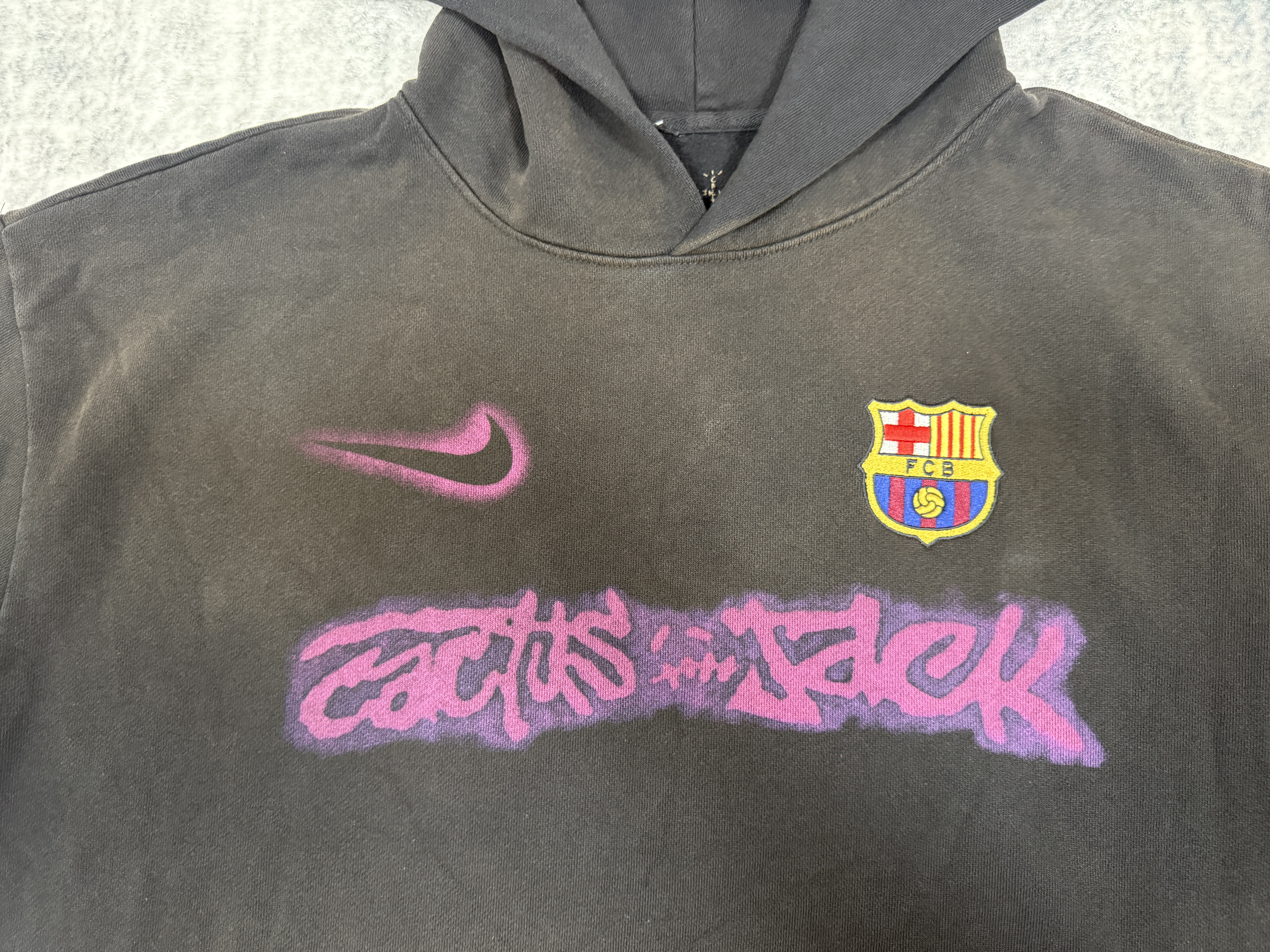 travv x barcelona hoodie - Image 2