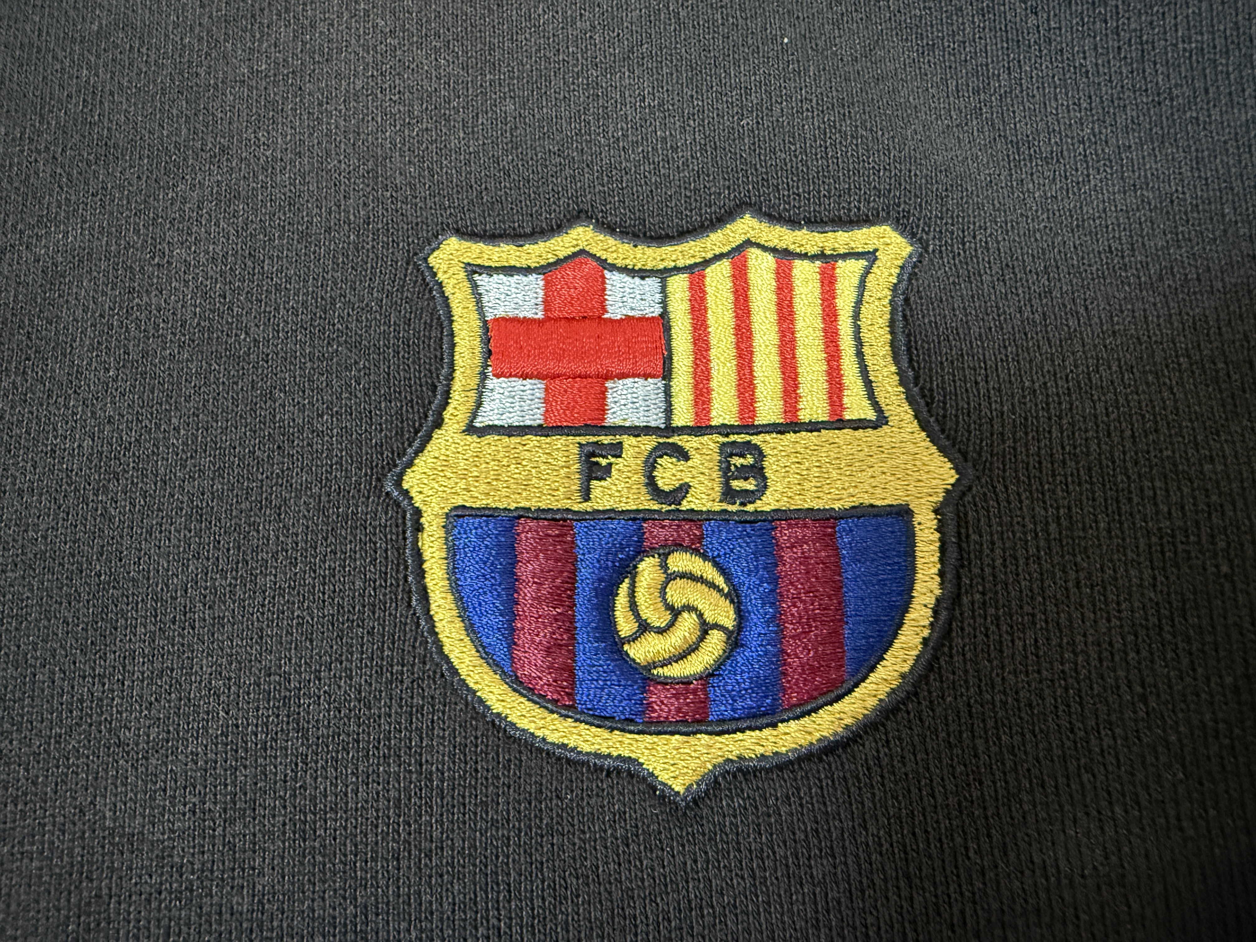 travv x barcelona hoodie - Image 3
