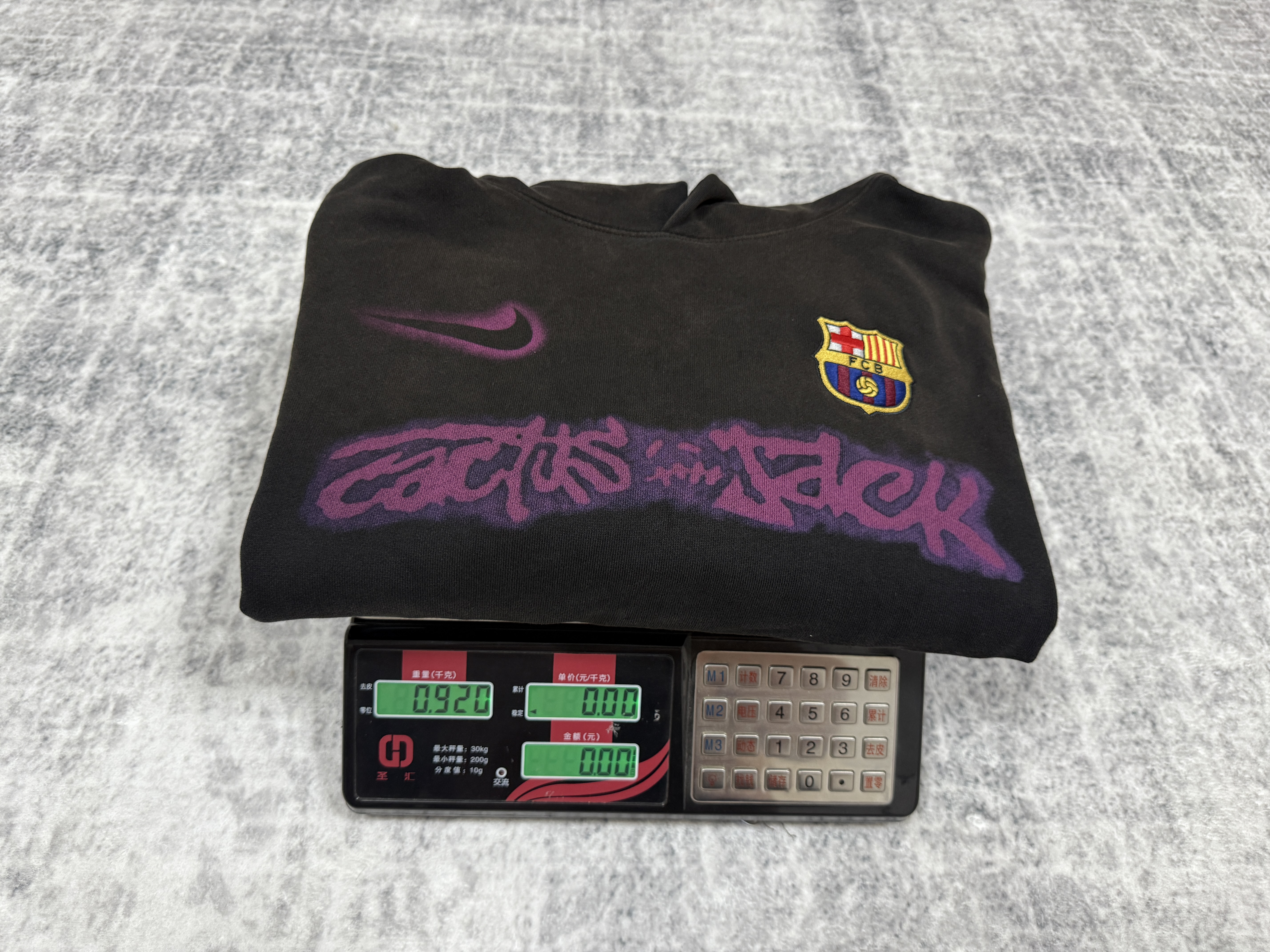 travv x barcelona hoodie - Image 13