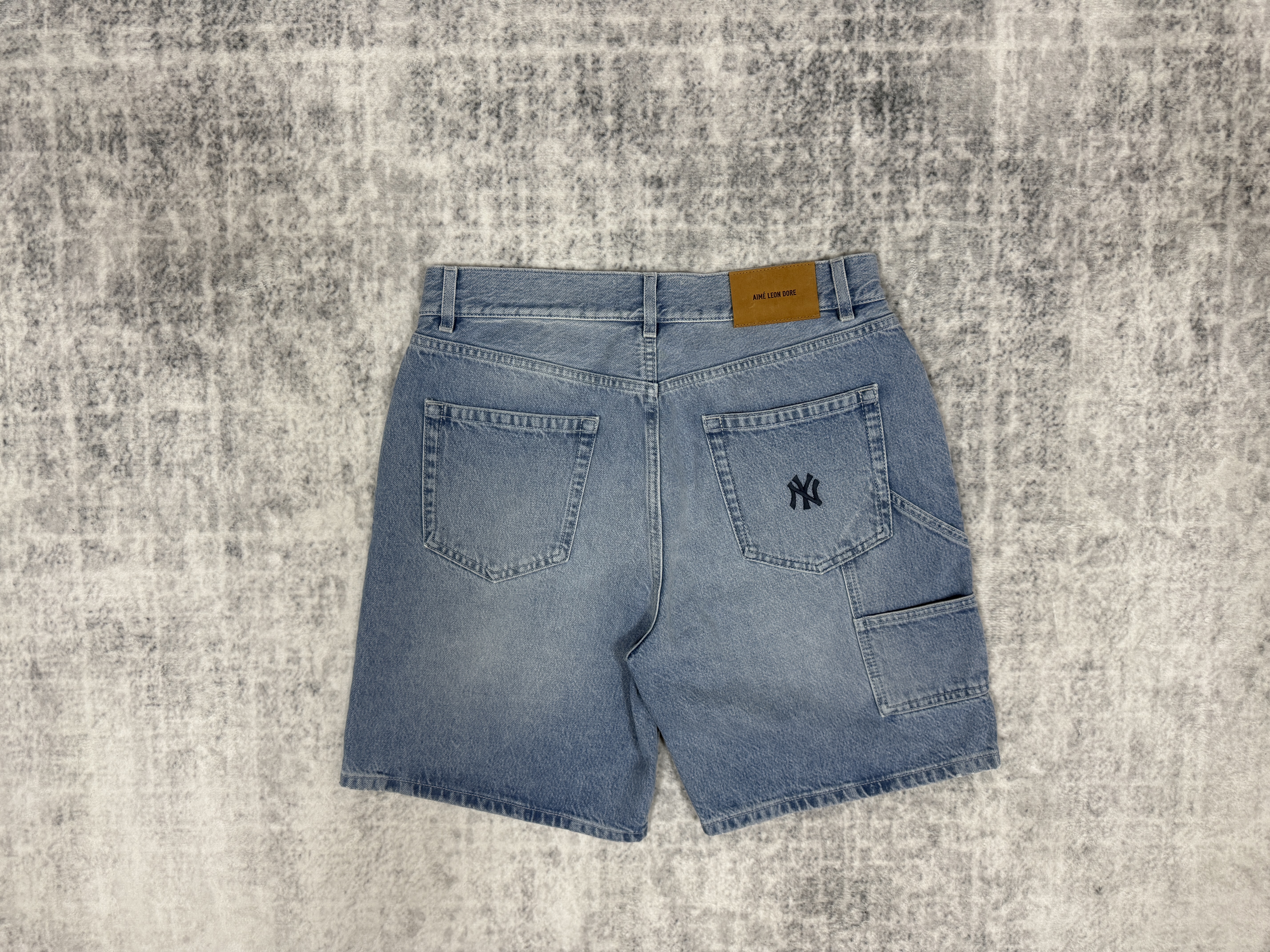 A 蓝色牛仔短裤 shorts - Image 10
