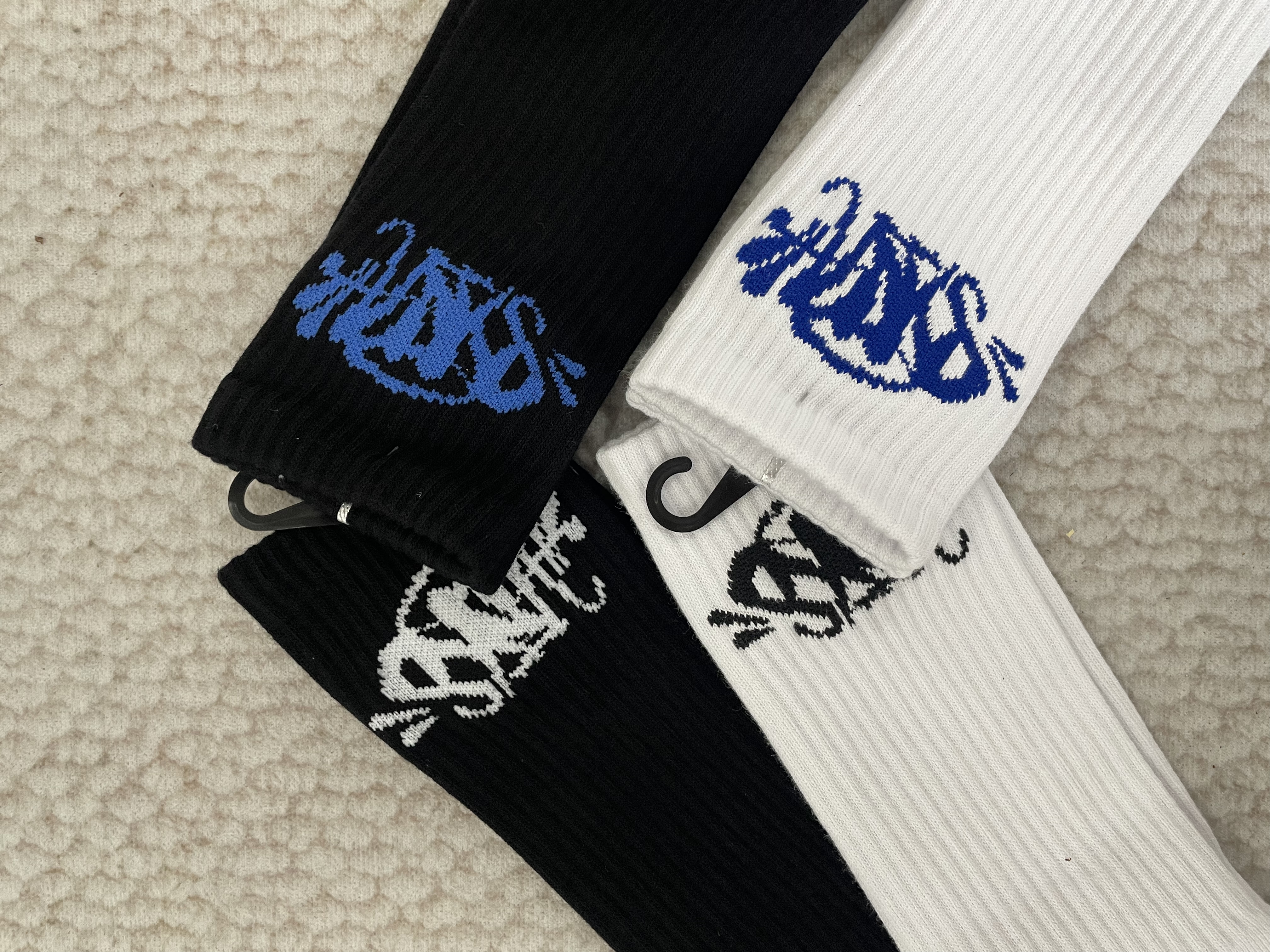 syna sock