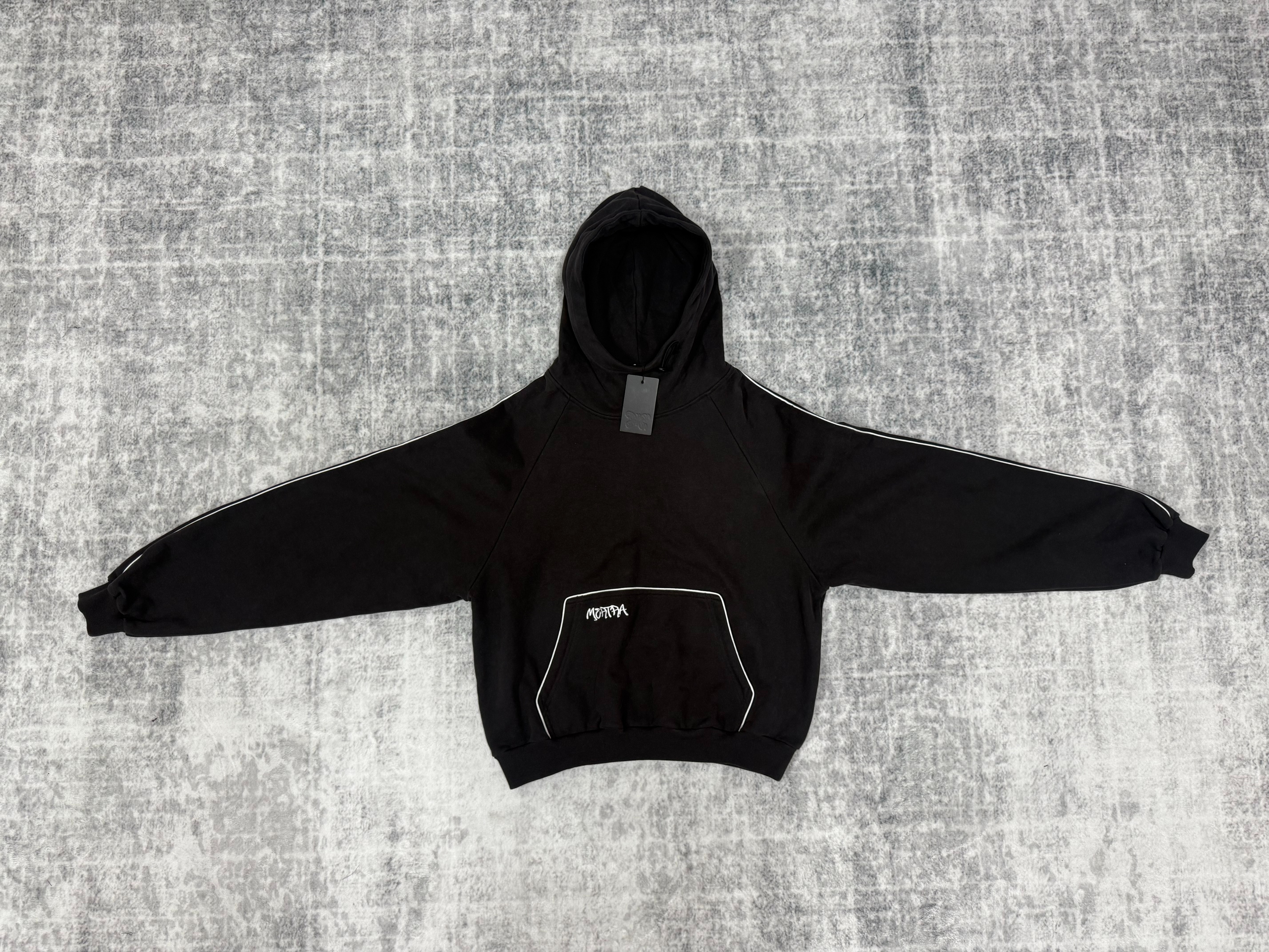 mertra black tracksuitt