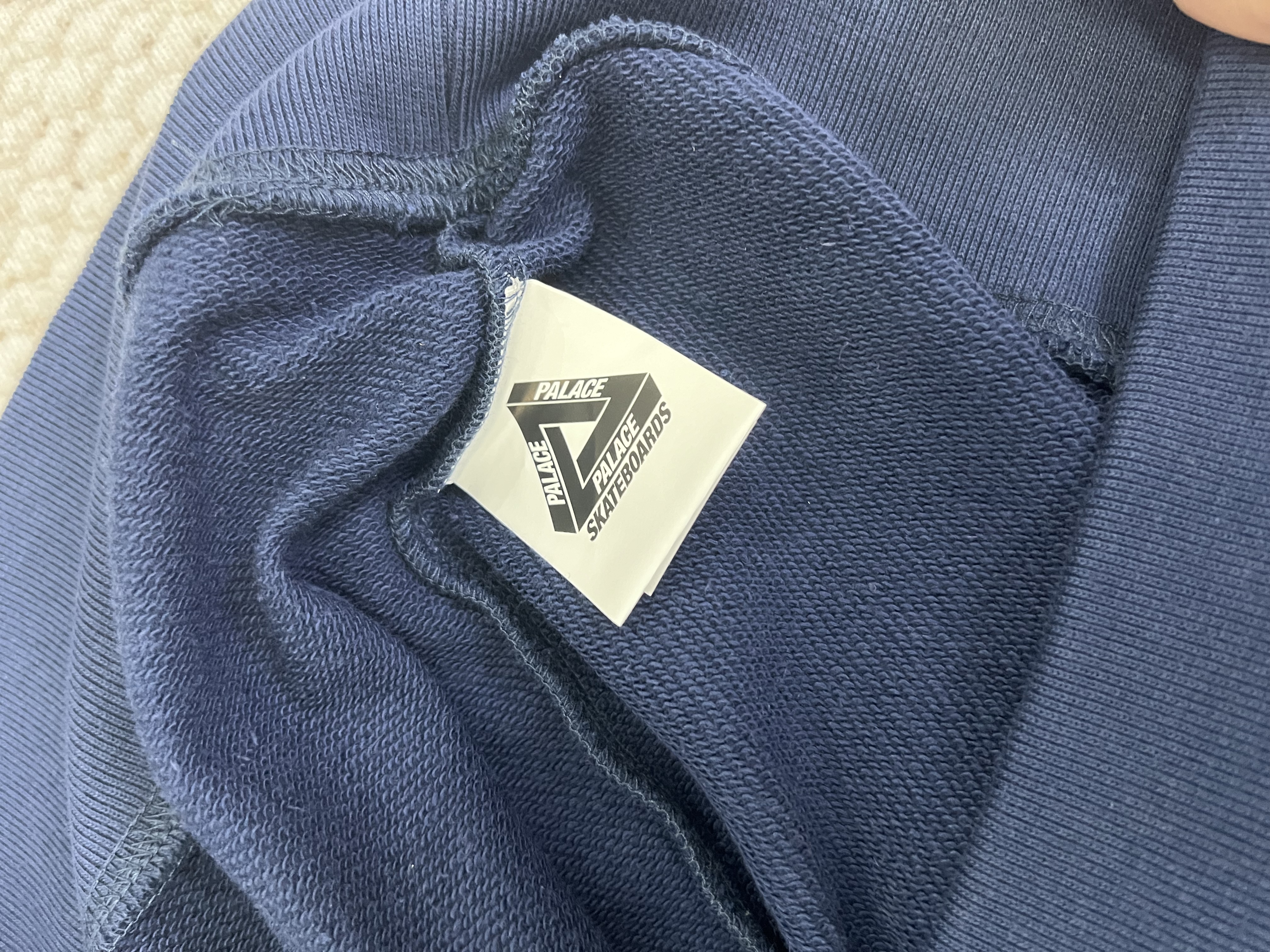 p 6802 crewneck - Image 8