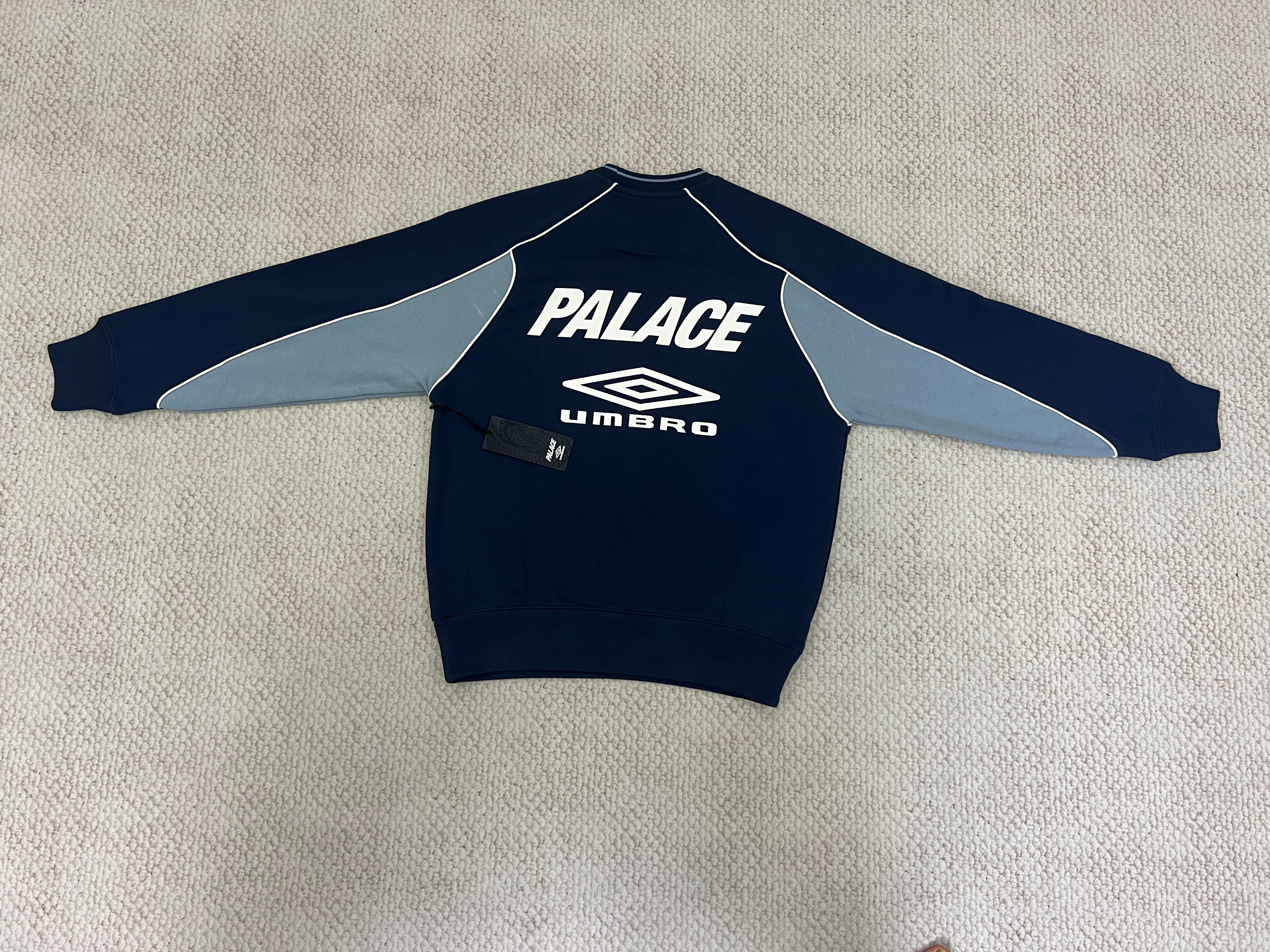 p 6802 crewneck - Image 9