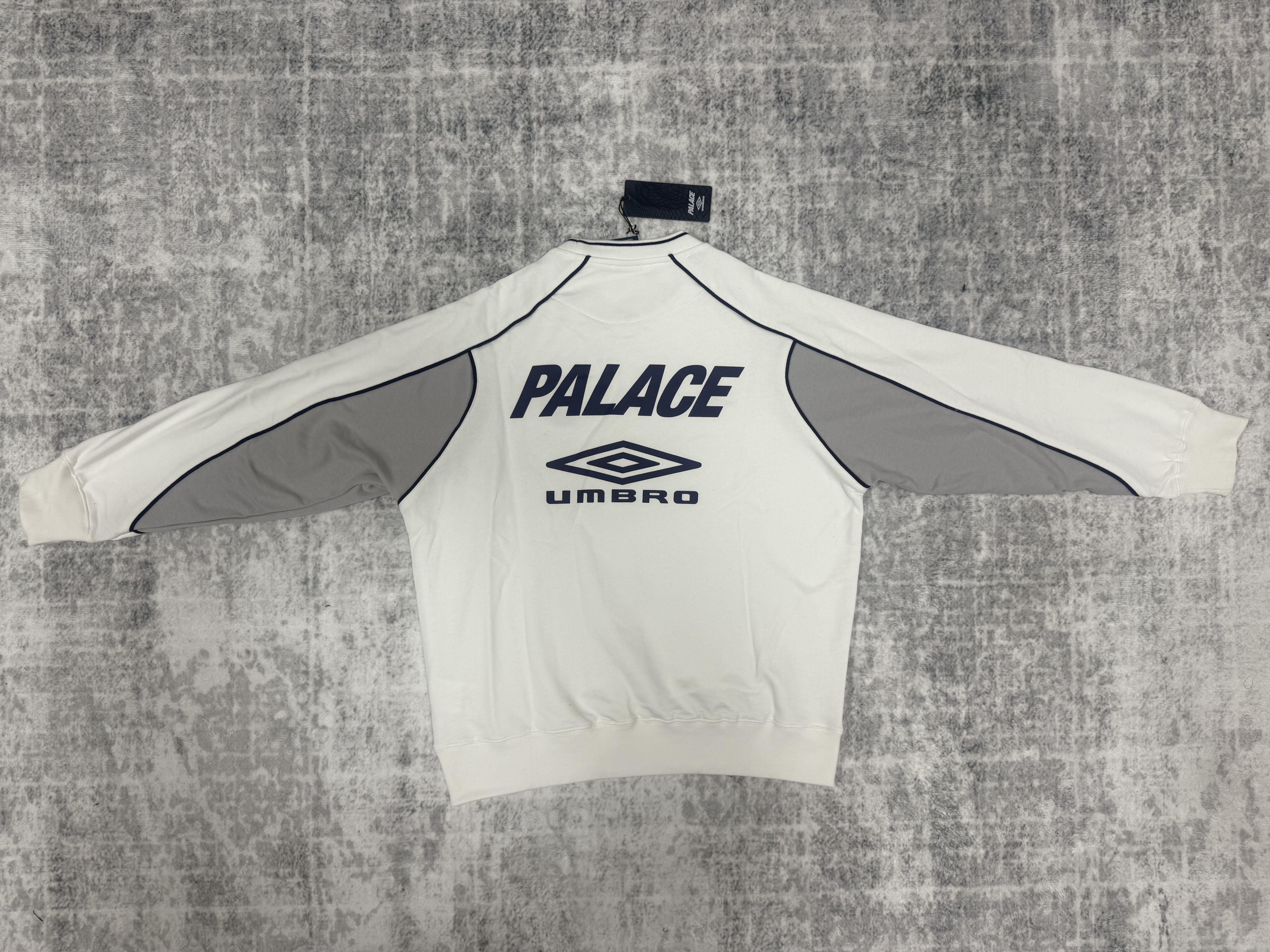 p 6802 crewneck - Image 14