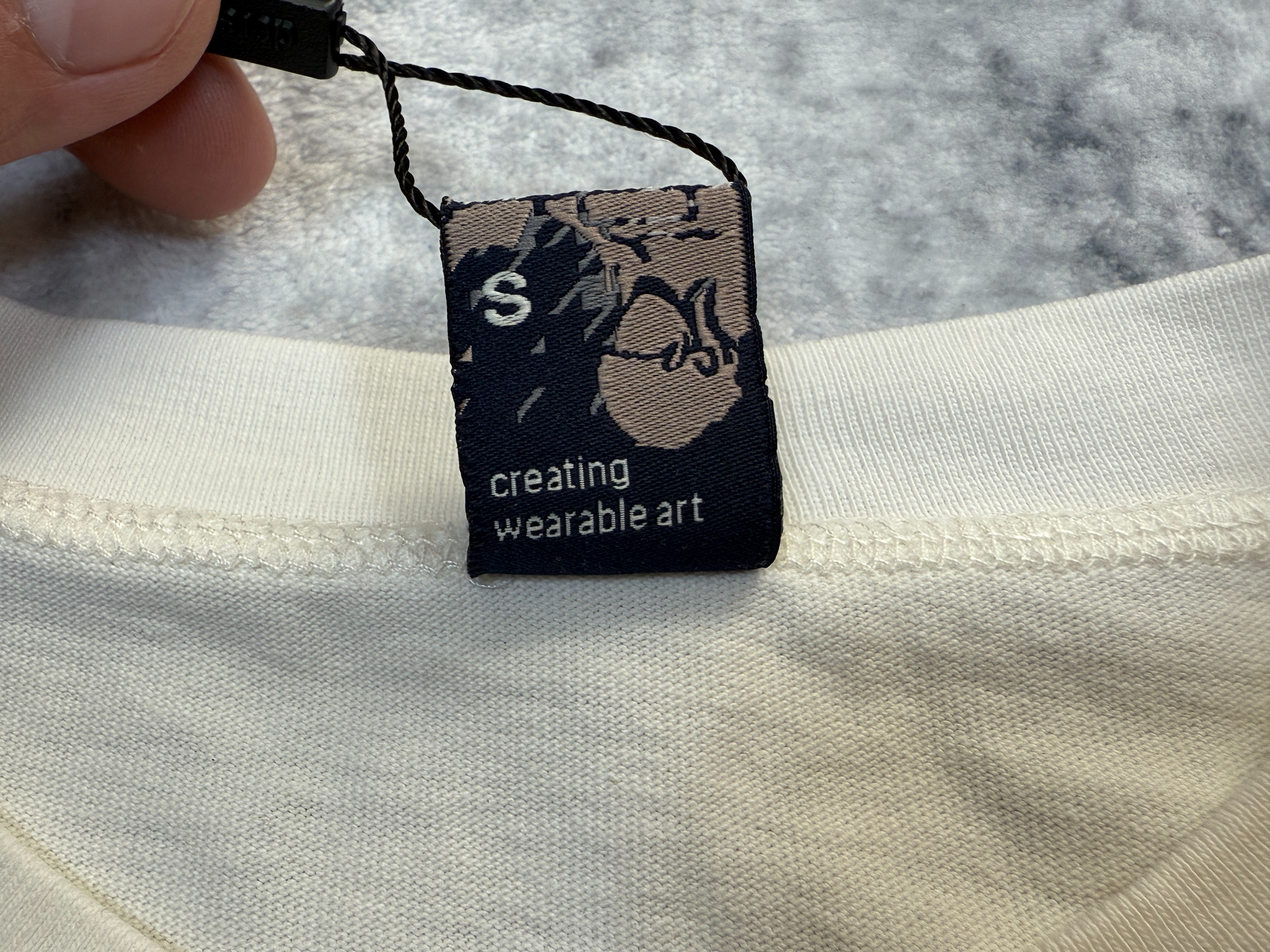 der shirts! - Image 10