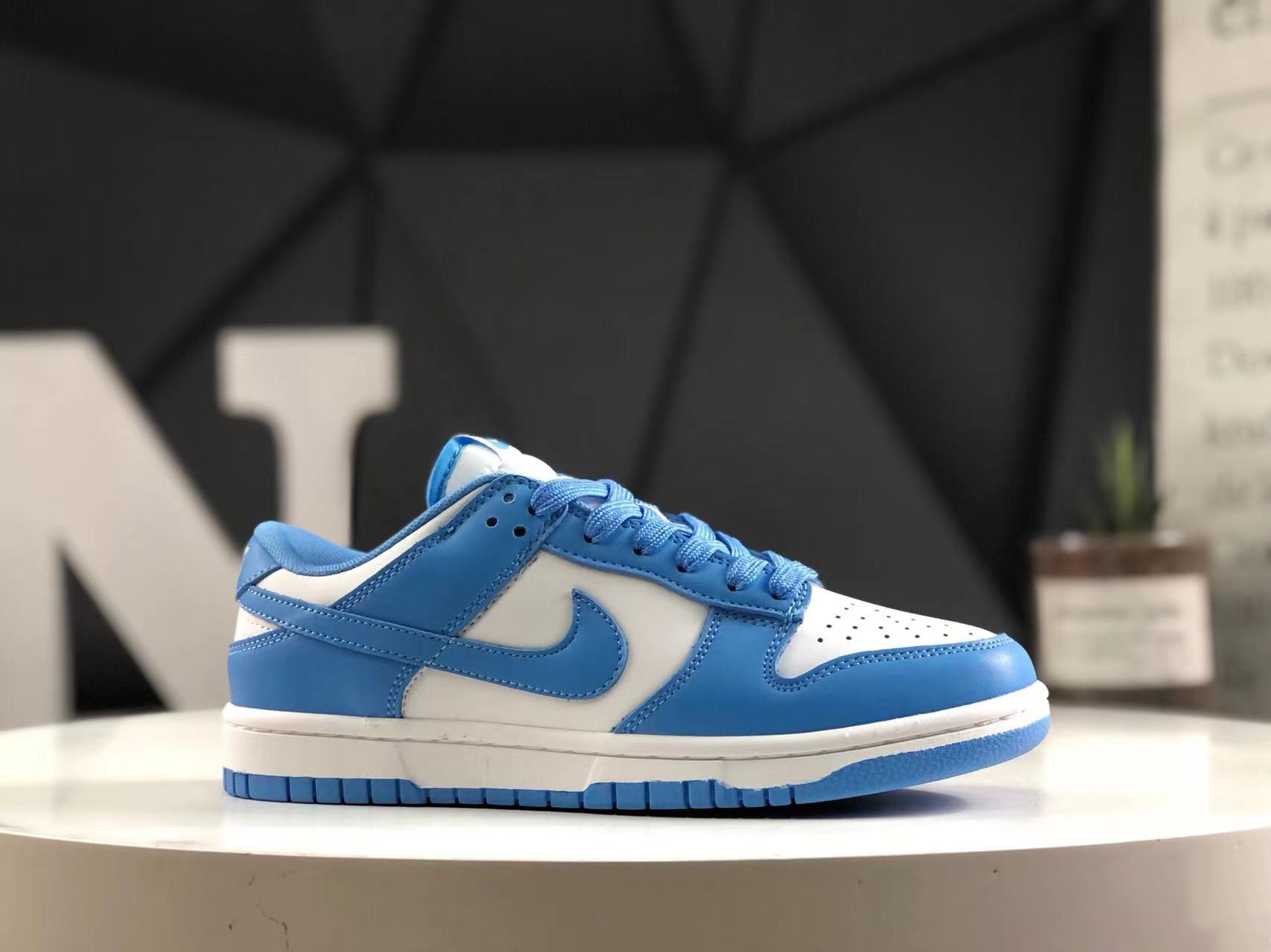 NIKE DUNK LOW - Image 2