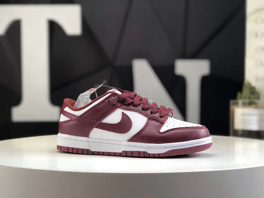 NIKE DUNK LOW - Image 4