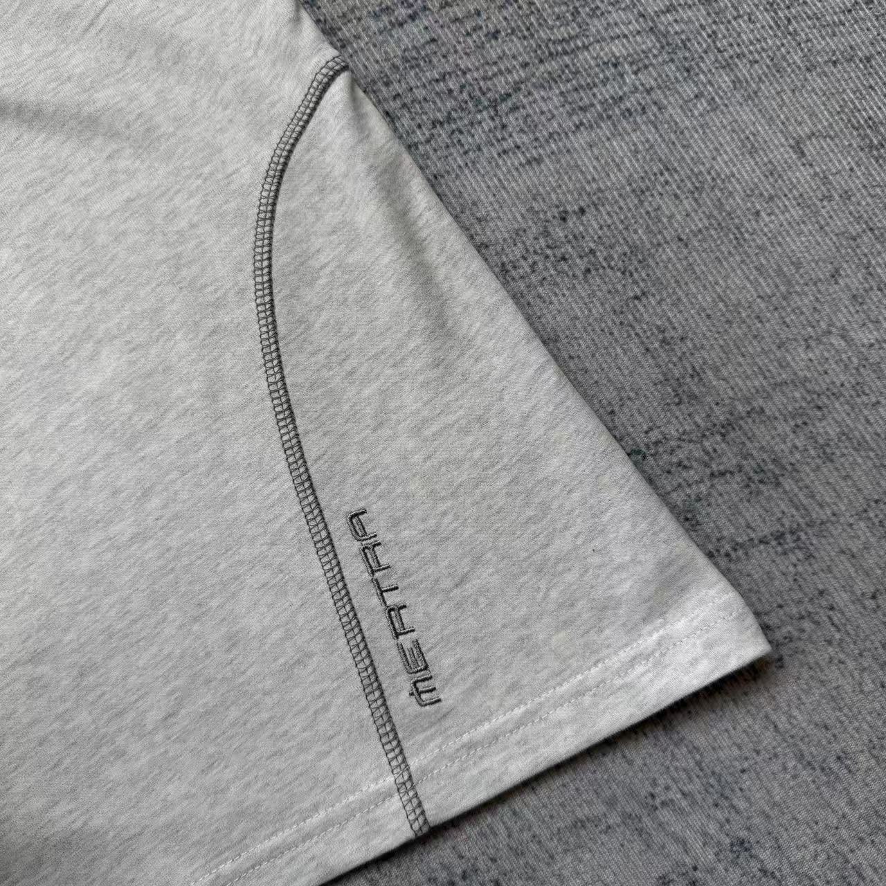 Me*tra Stitch Tee - Image 4