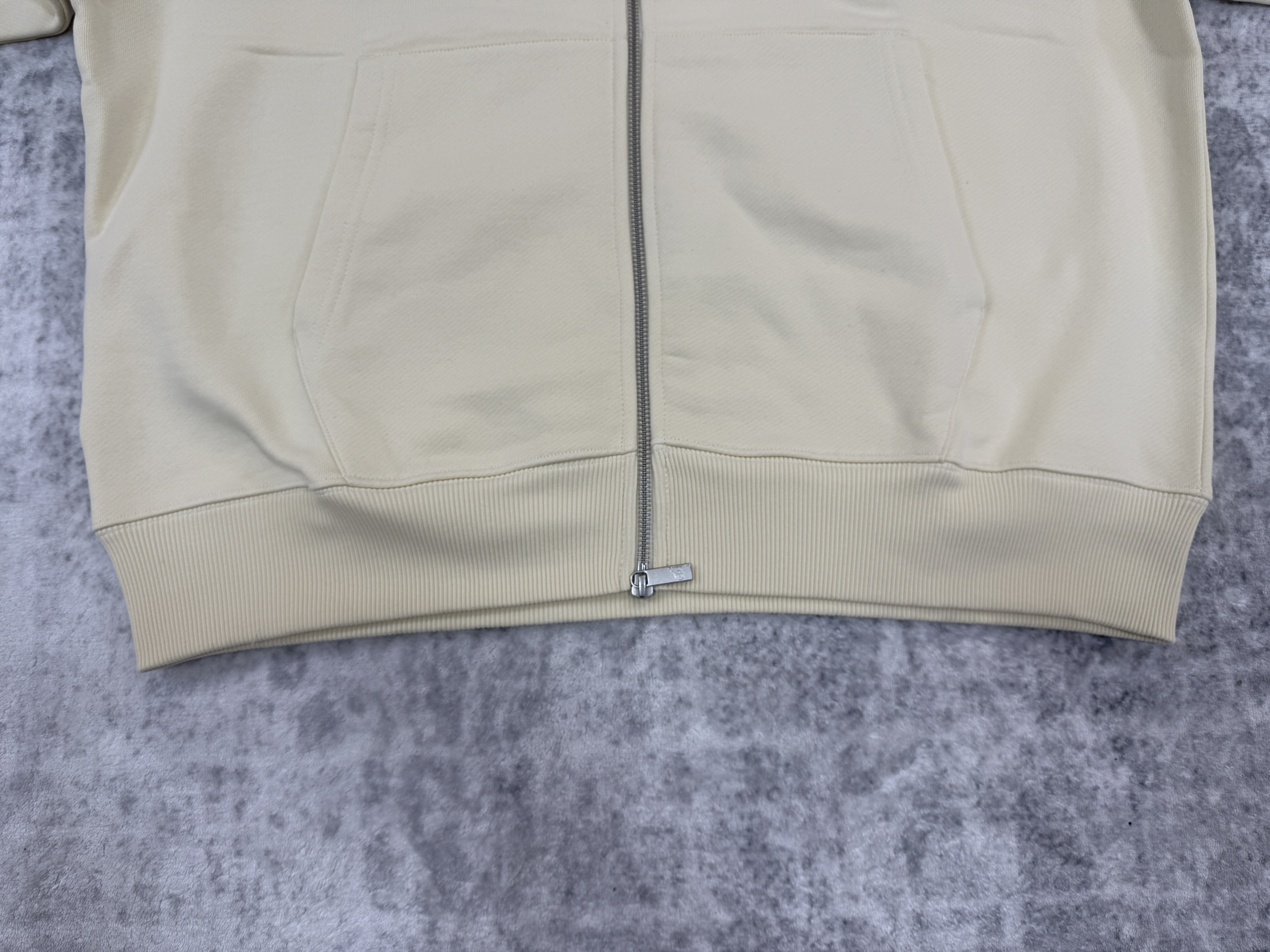 derschutze beige zip up - Image 10
