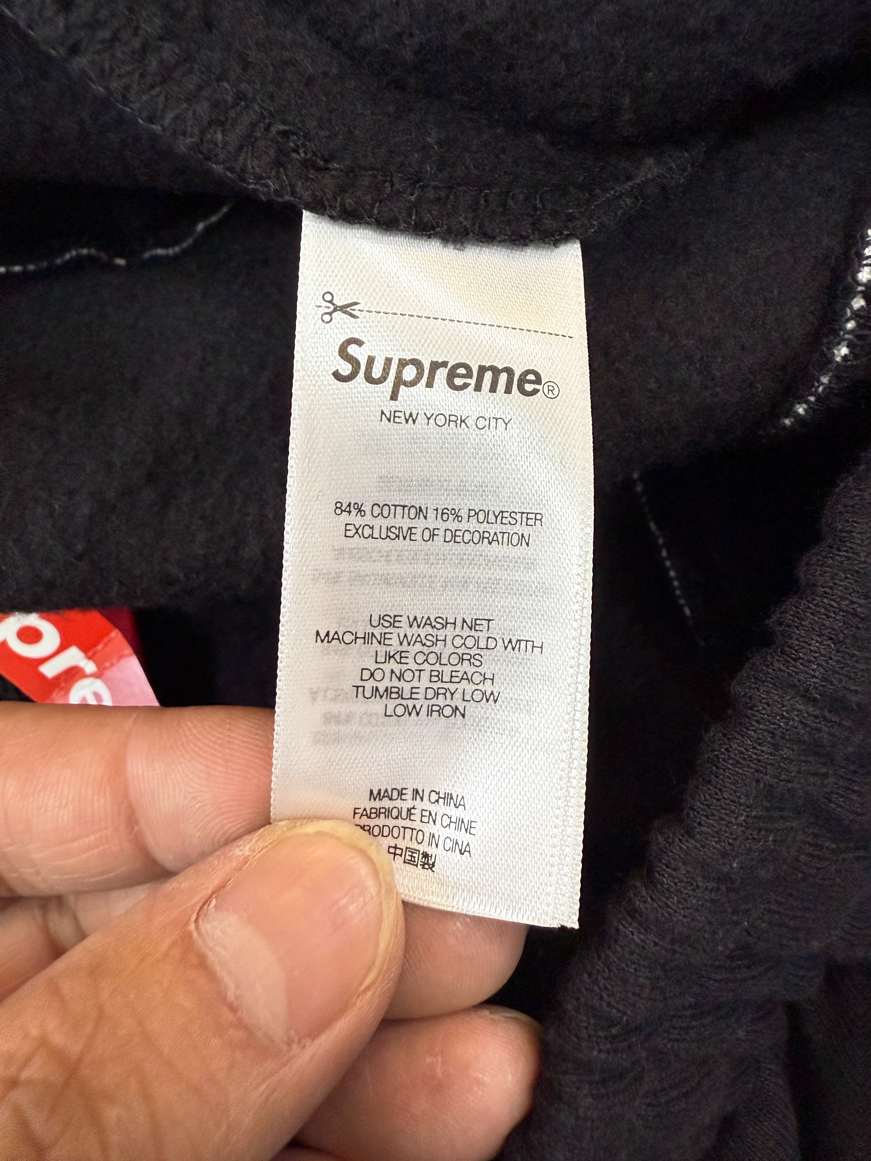 sup tracksuit gang - Image 10