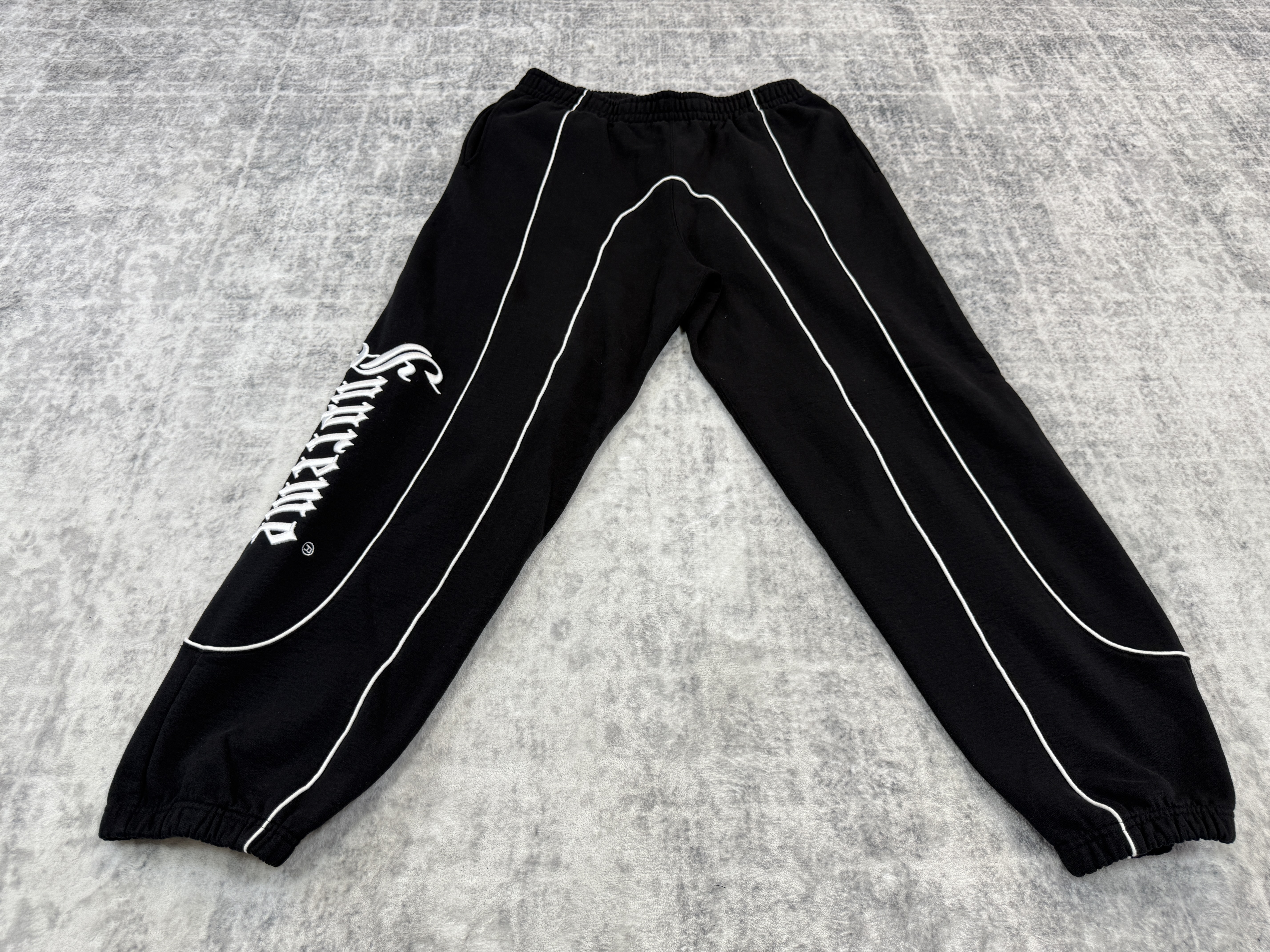sup tracksuit gang - Image 14